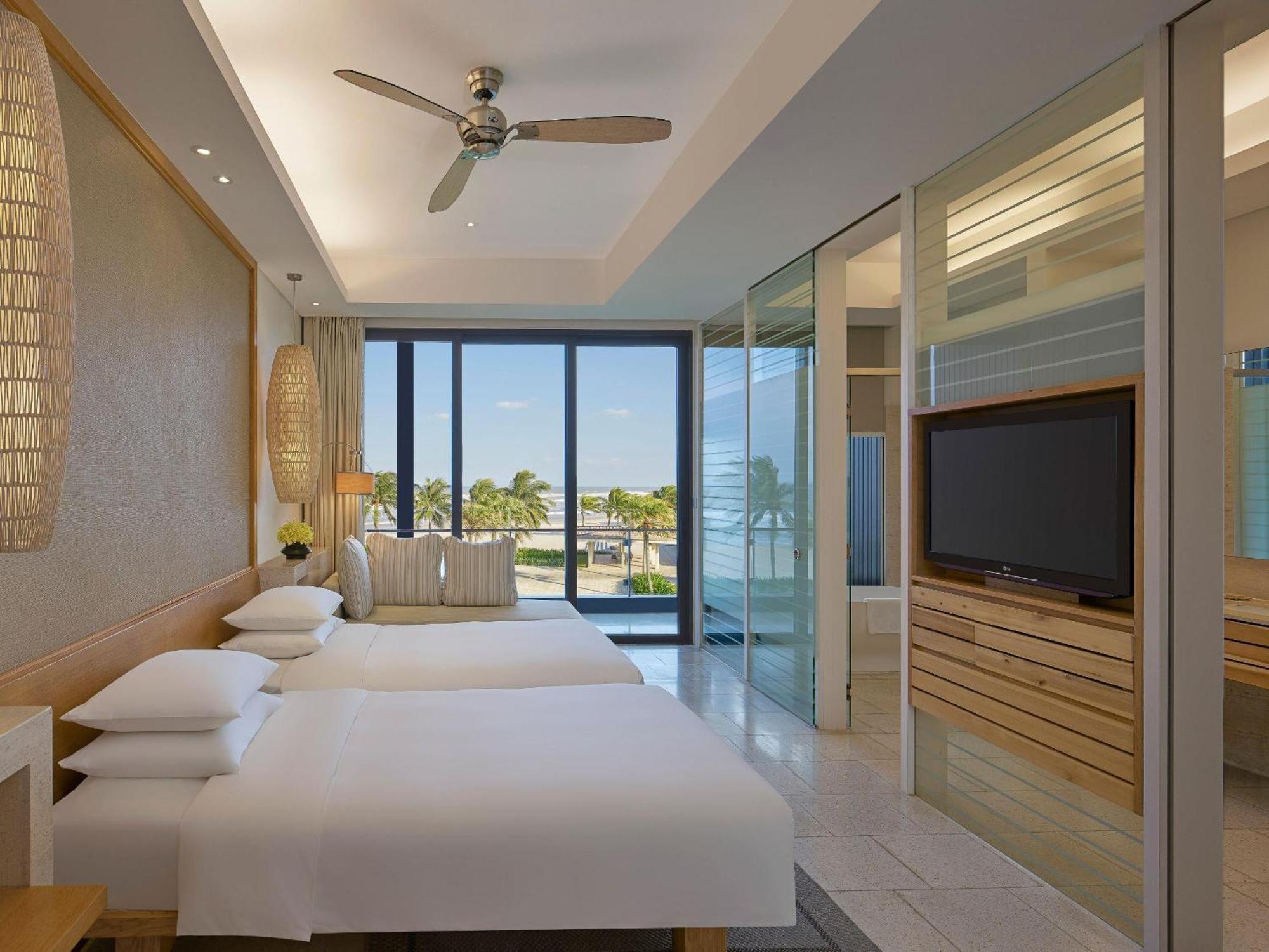 2 Twin Beds Ocean View Daily Guest Activities