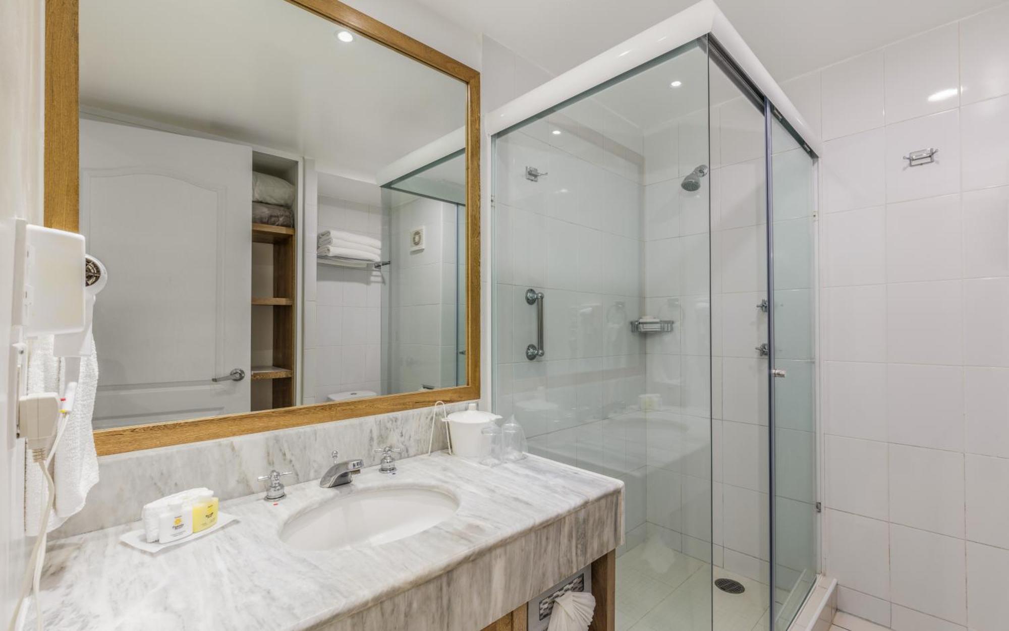 Quarto Duplo Standard com Vista Jardim