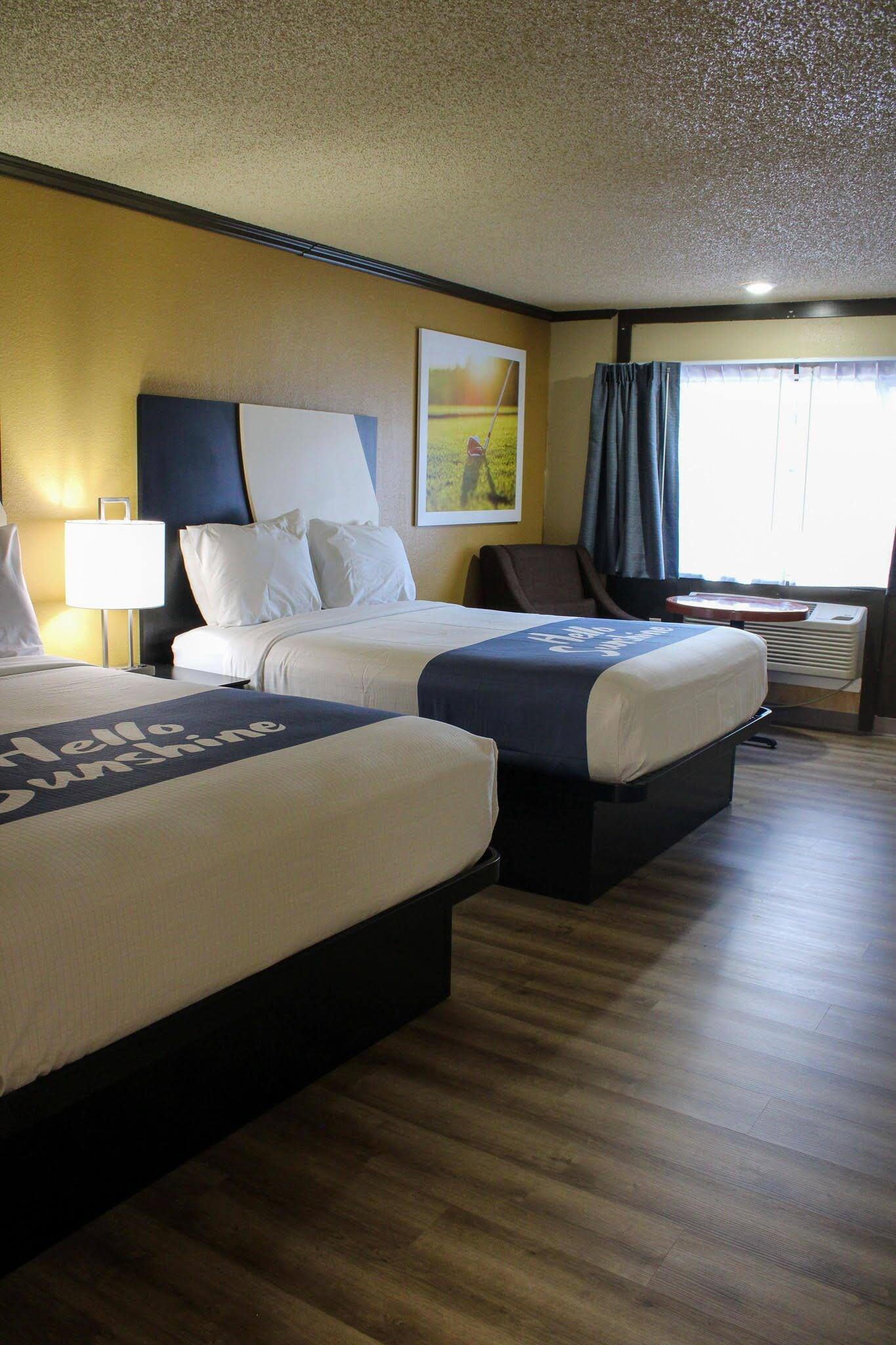 Queen Room Two Queen Beds Non-Smoking