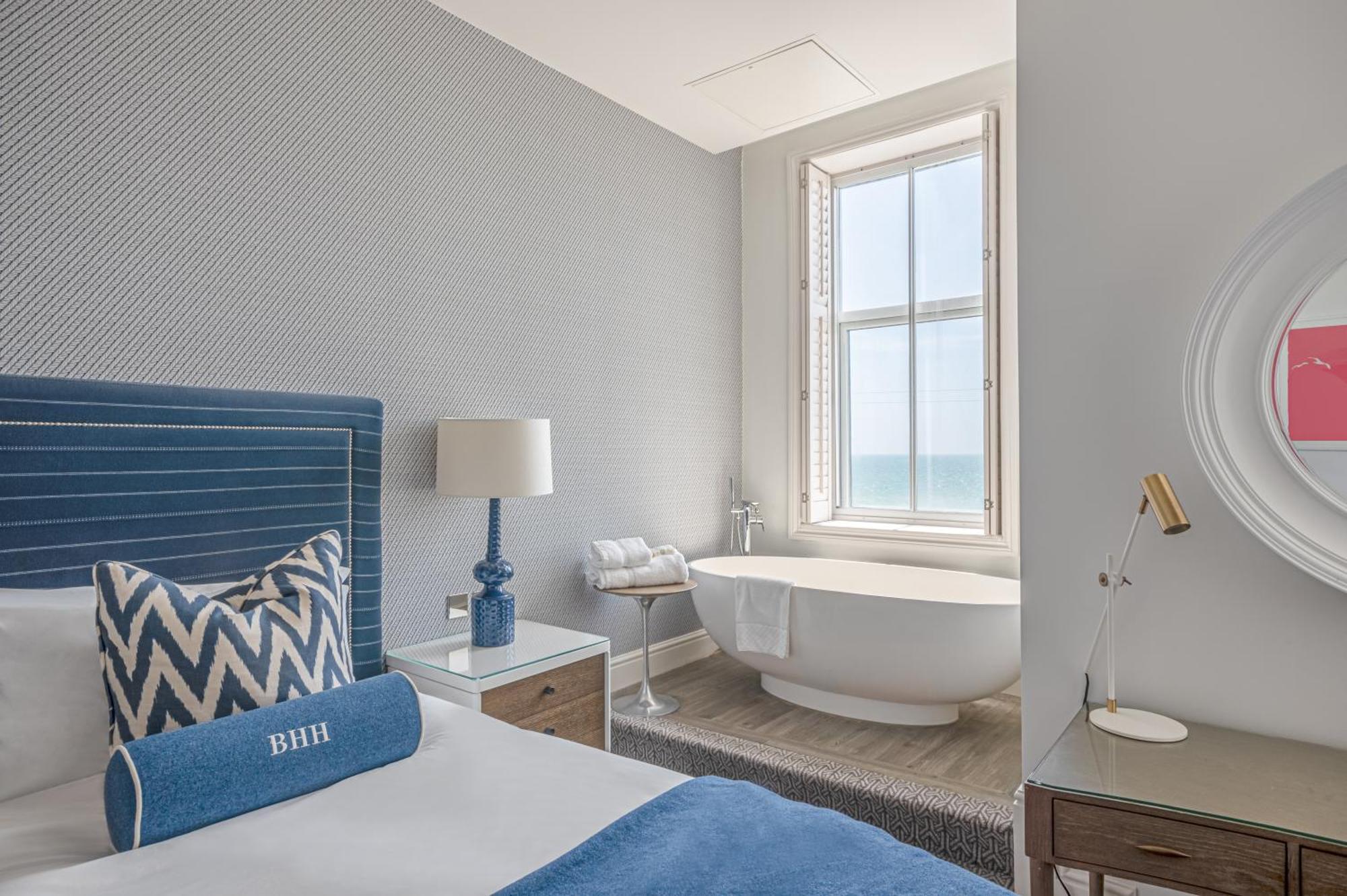 Deluxe Double Room with Sea View,1706692685:JPEG