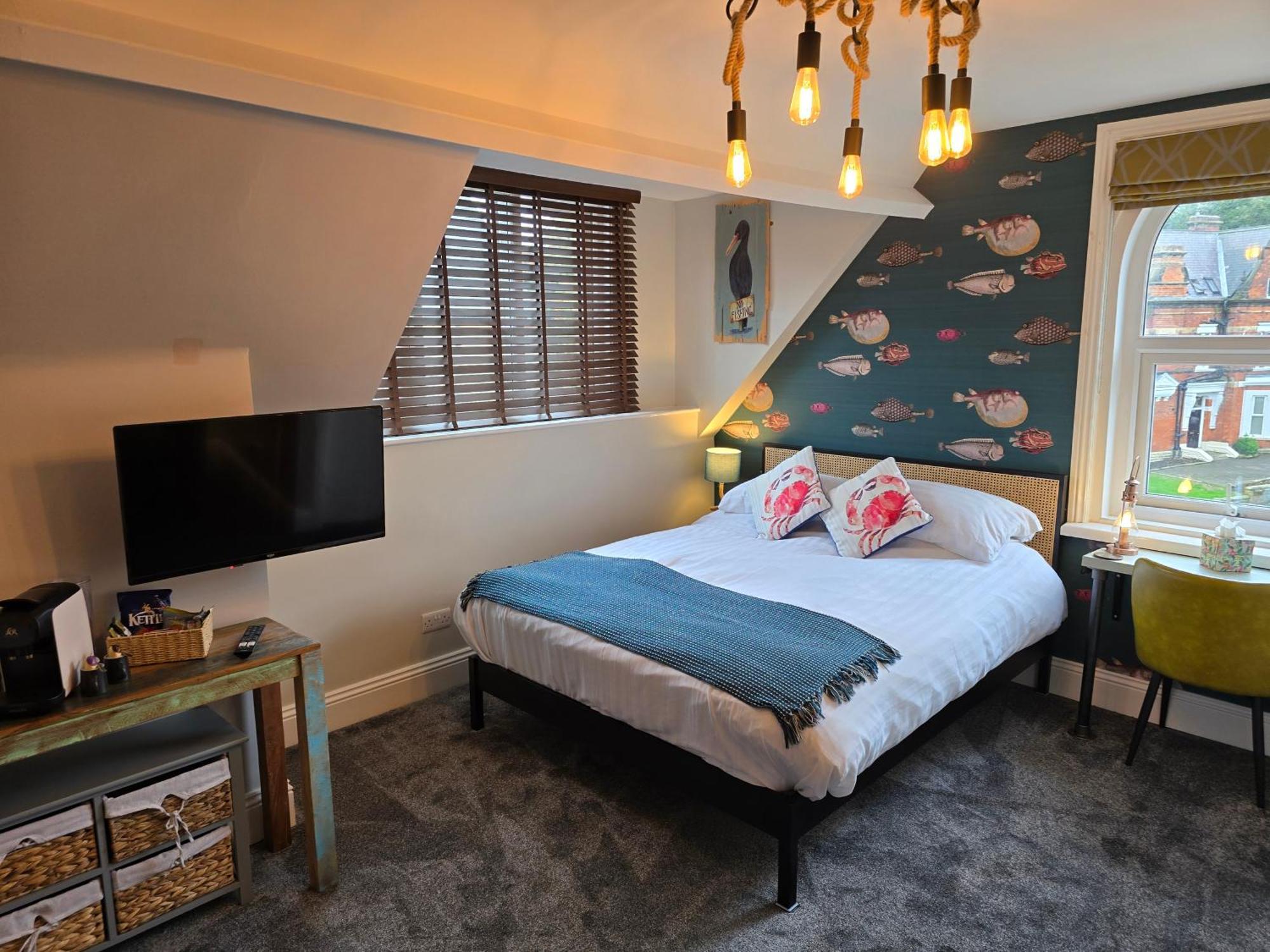 Superior King Room