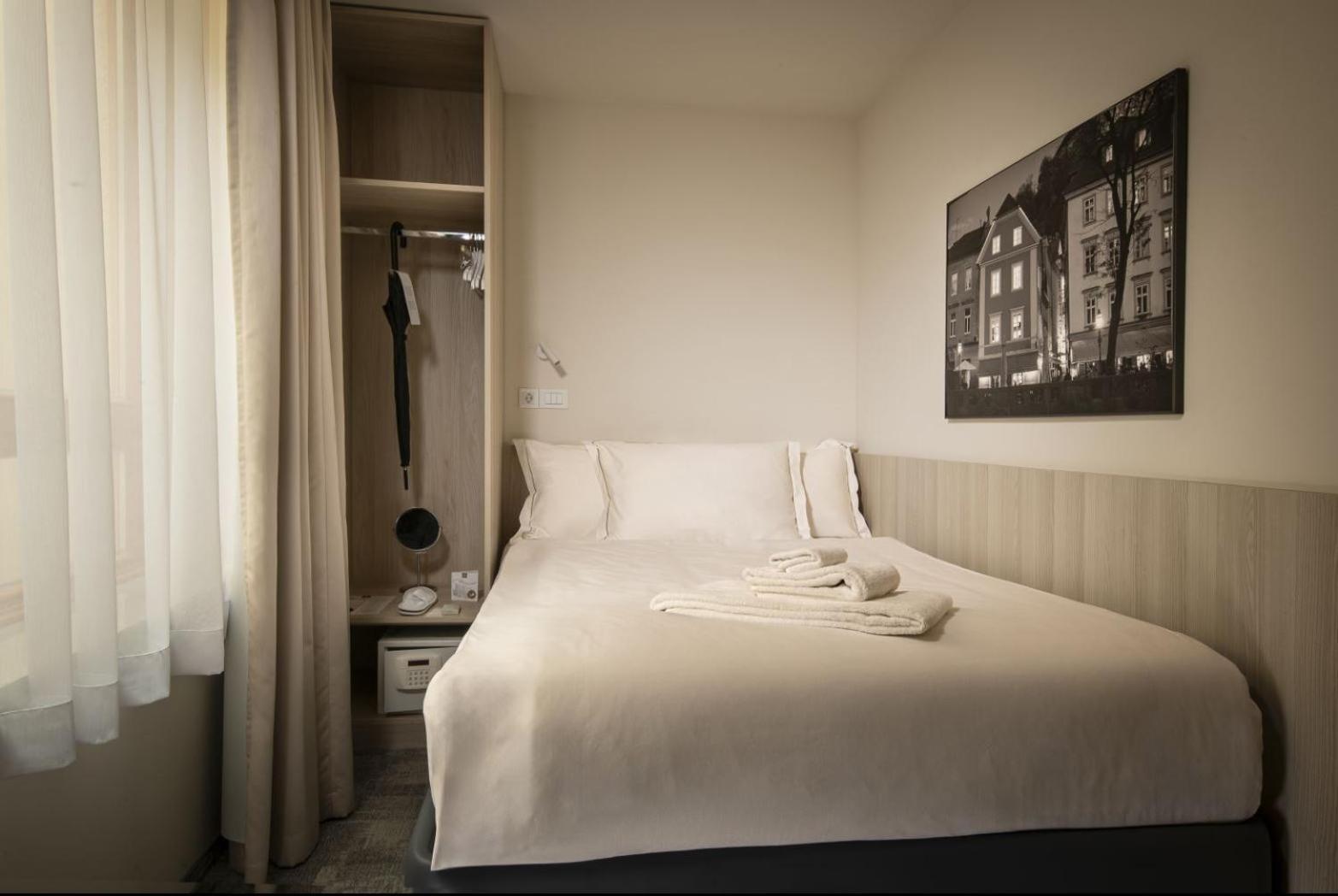 Small Single Room