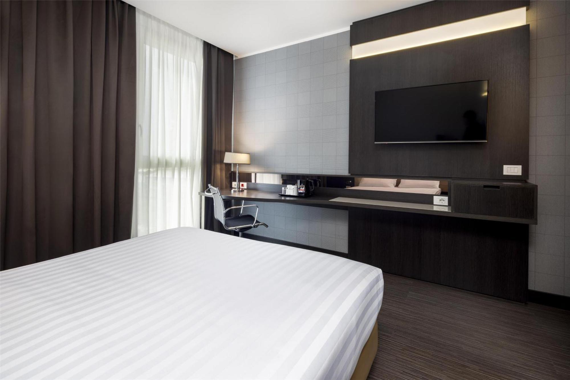 Kamer met Queensize Bed - Geschikt voor Gasten met een Lichamelijke Beperking/Rookvrij