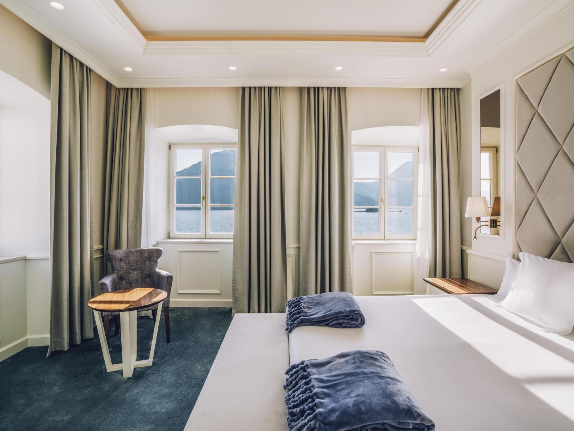 Heritage Premium Sea View Suite
