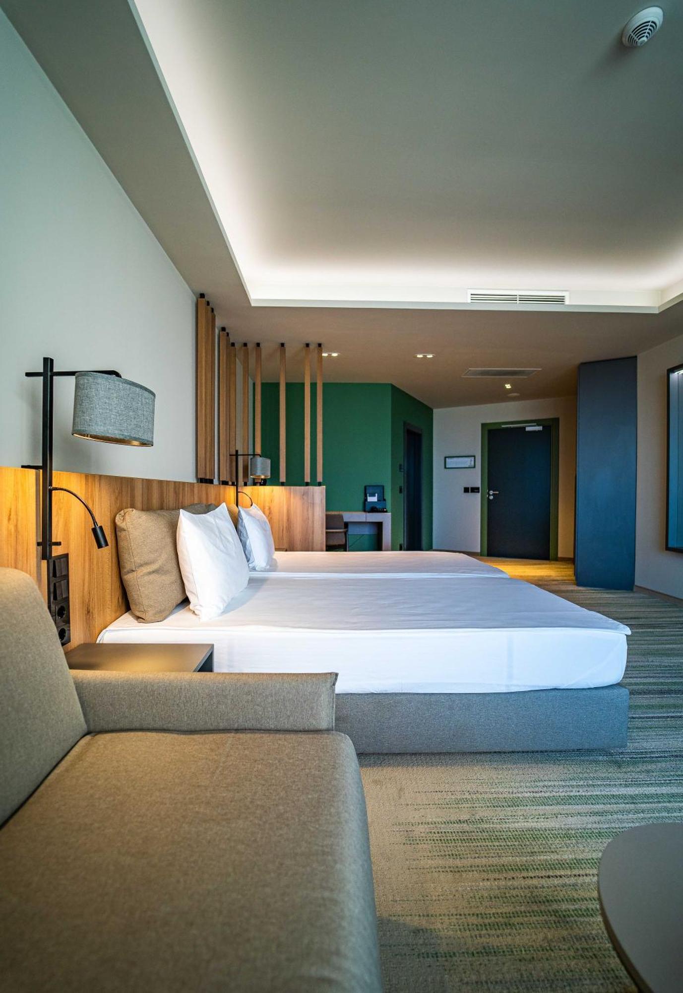 Double Room Sea View & Beach Access