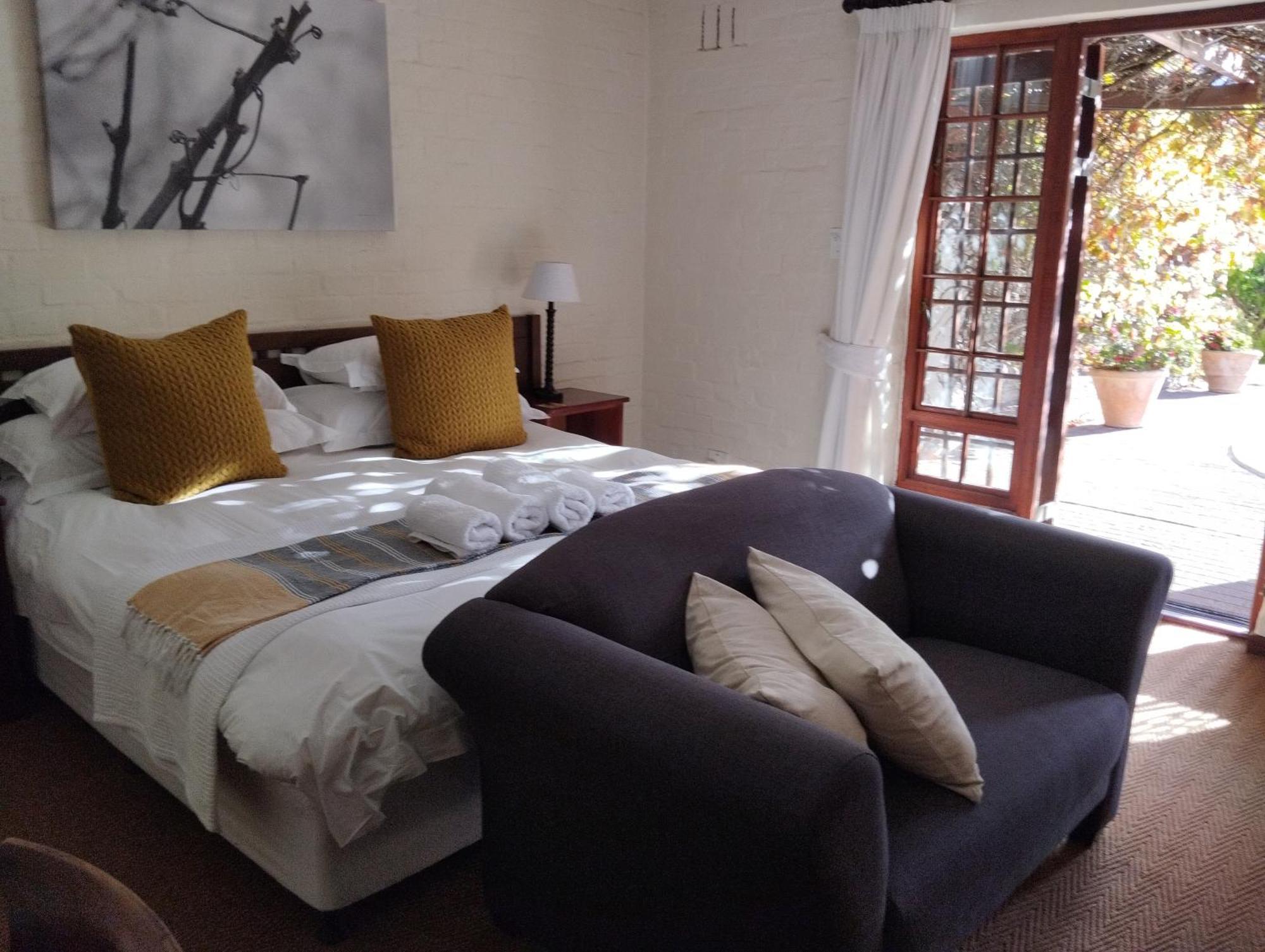 Double or Twin Room Mountain View