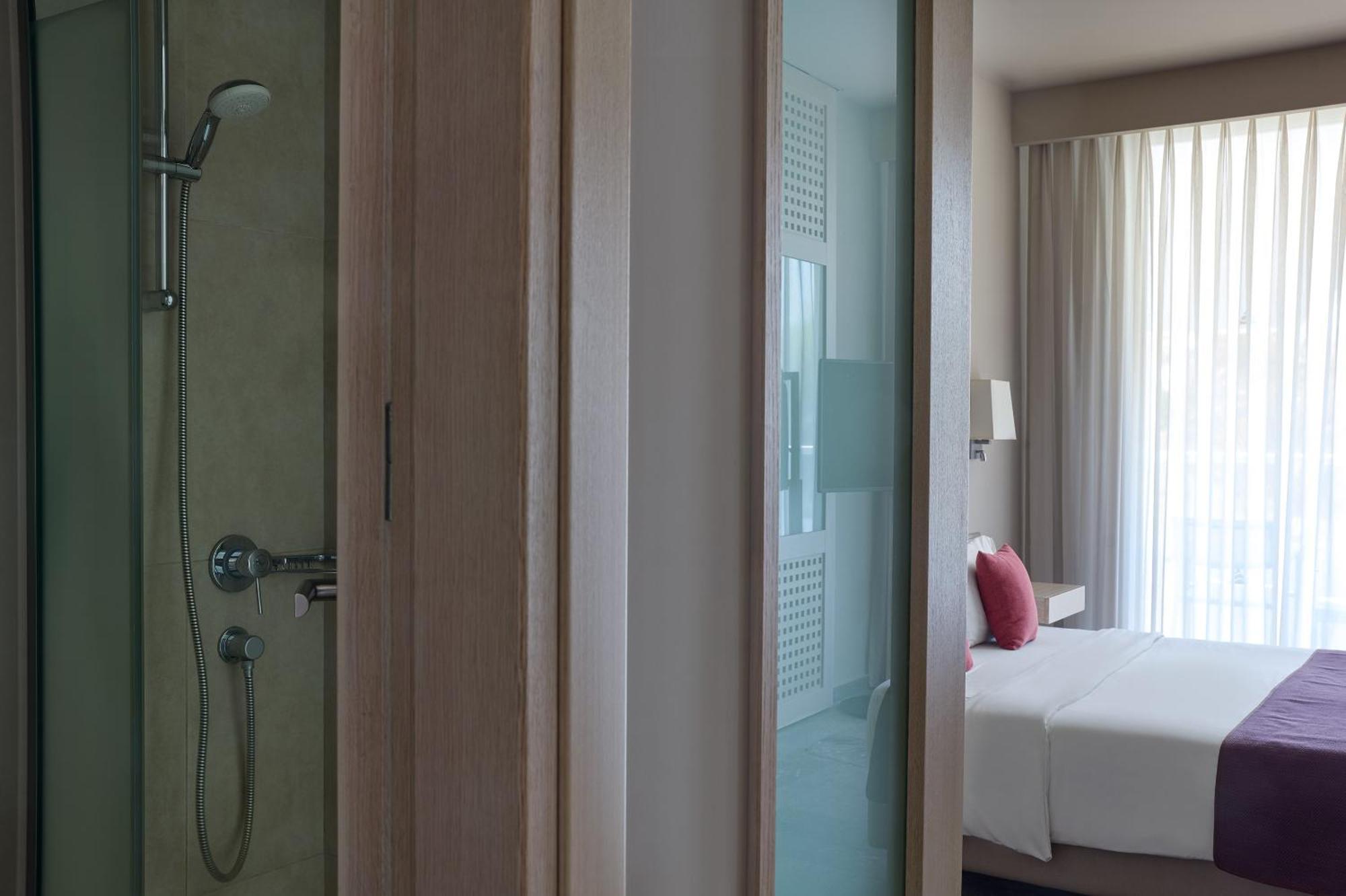 Triple Room Inland View