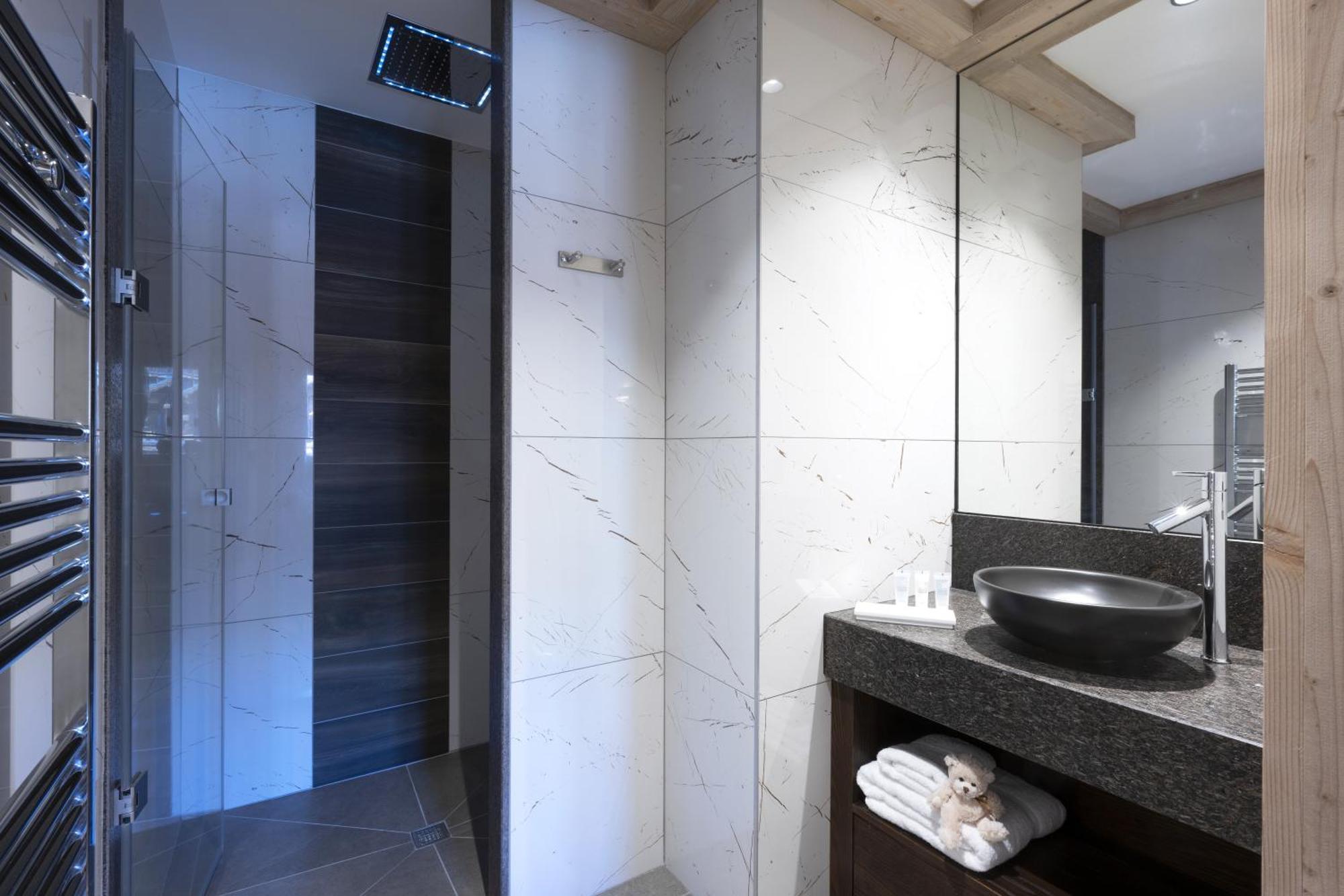Executive Apartment Suite Spa Access
