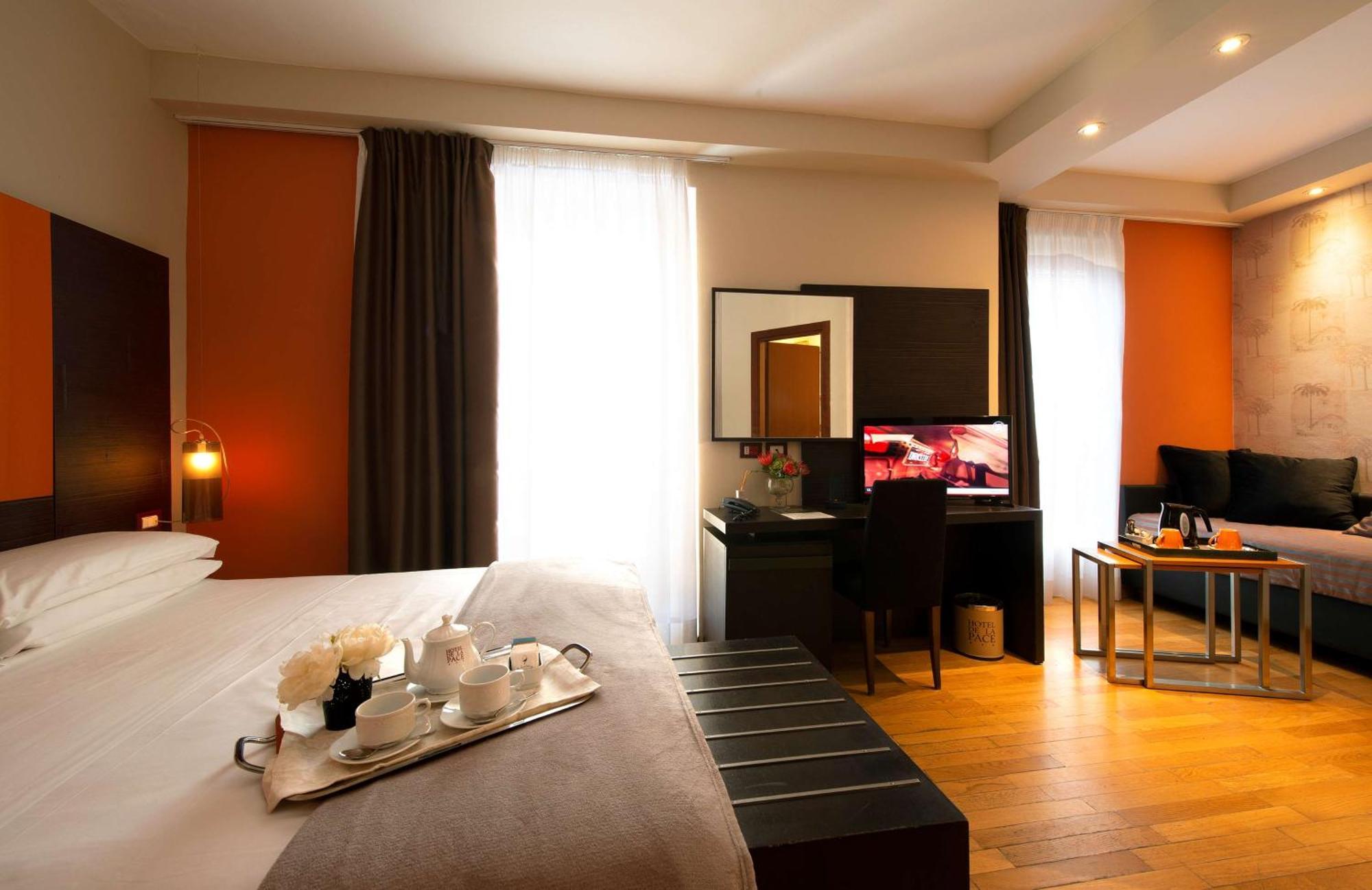Queen Room Single Bed