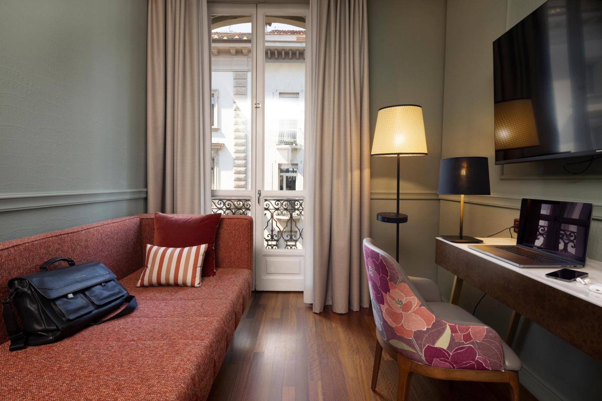 Premium King Room