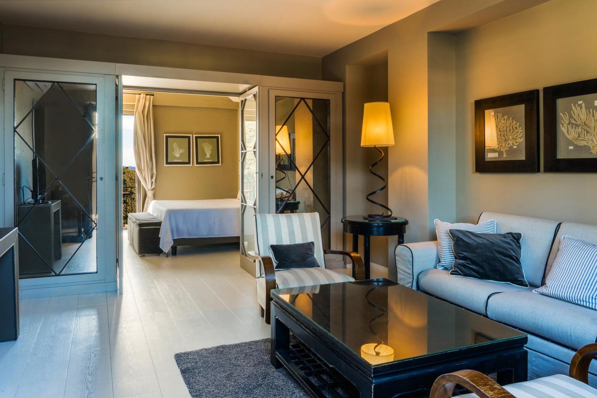Luxury Suite Sea View Separate Building
