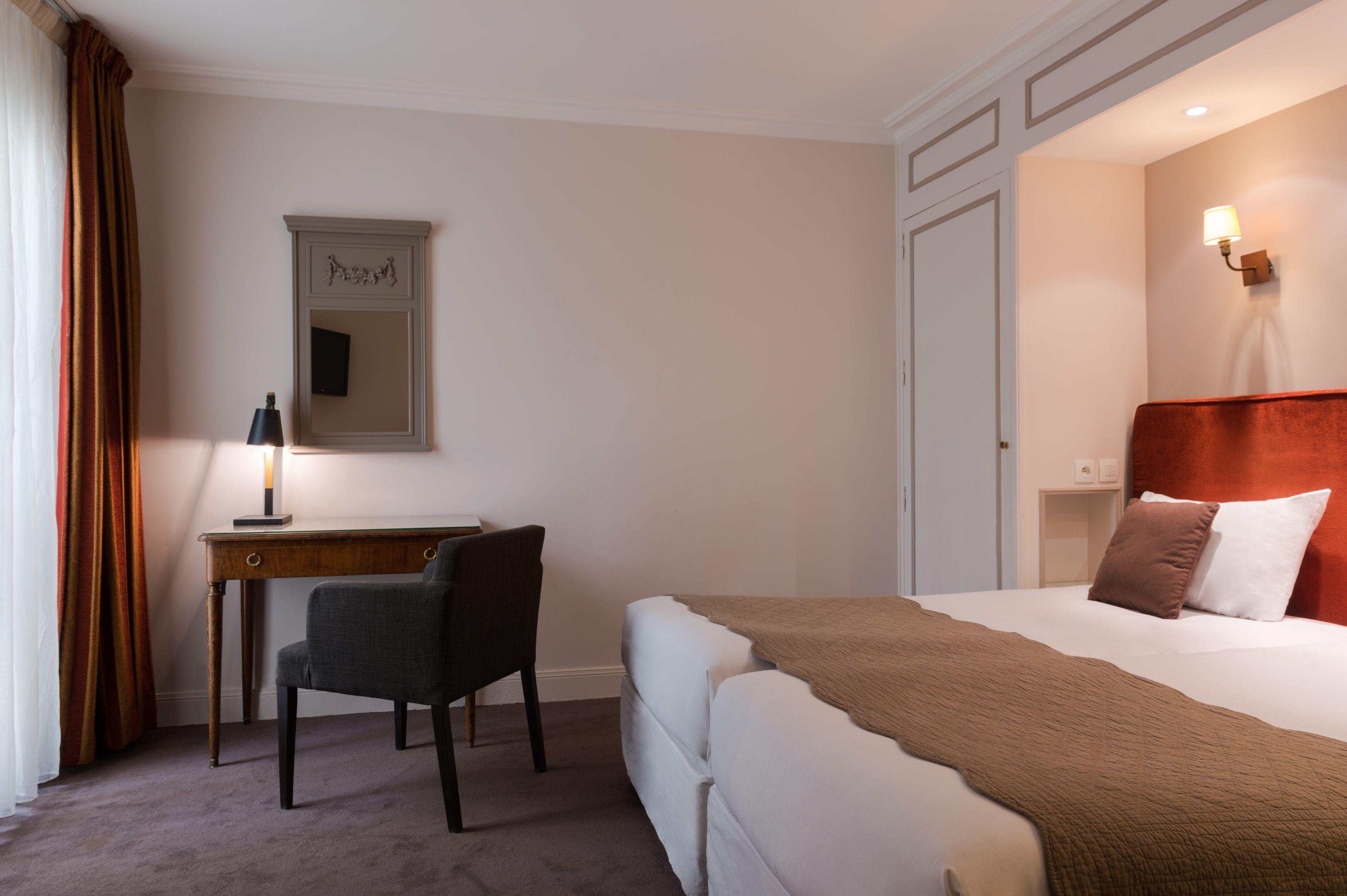 Superior Queen Room