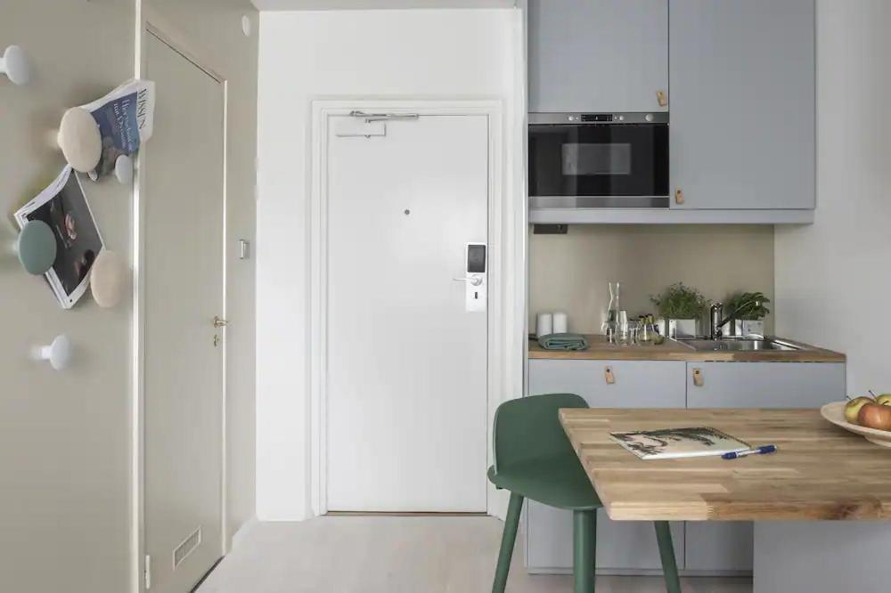 Single Room Private Bathroom