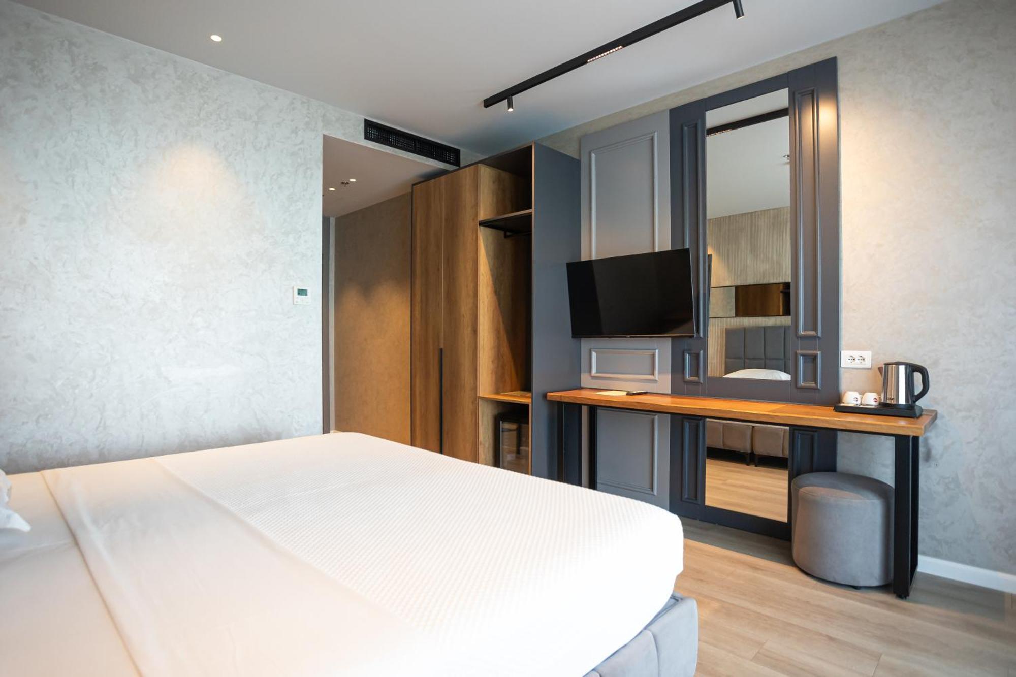 Deluxe Double Room Balcony