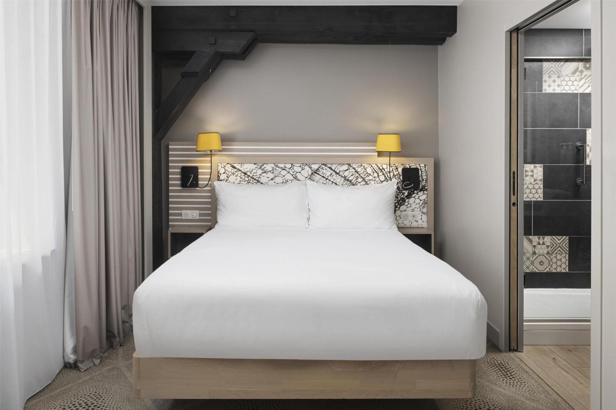 Chambre Lit Queen-Size