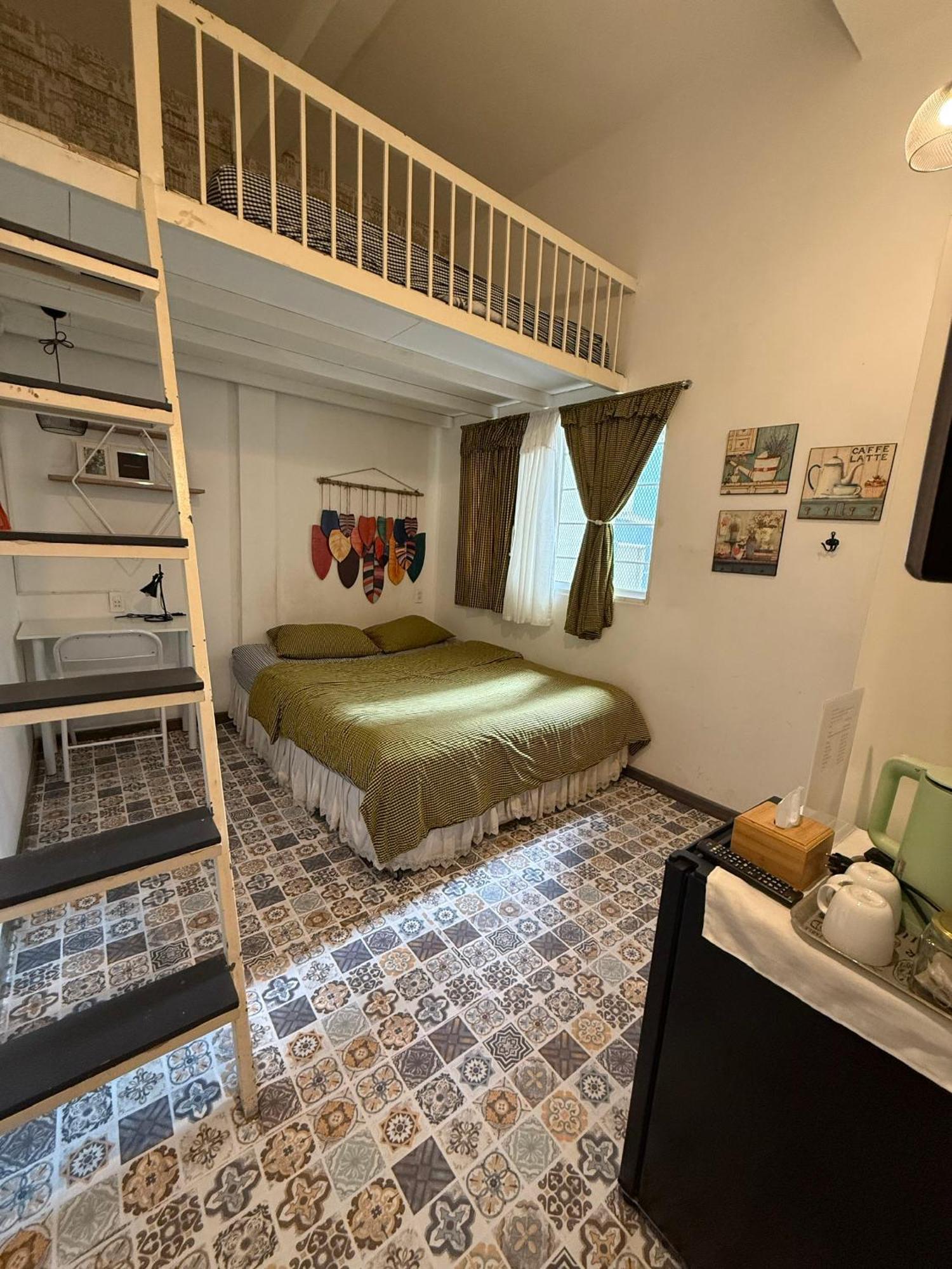 Economy Quadruple Room