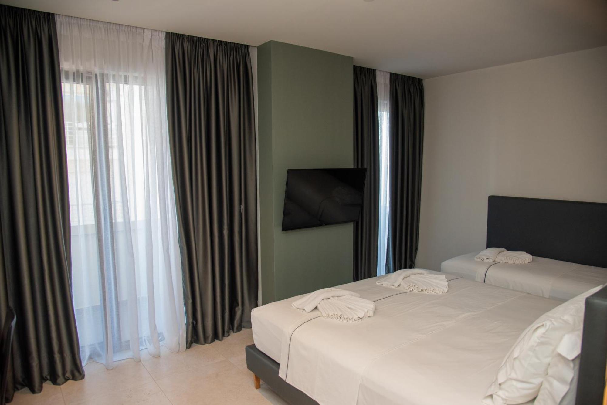 Superior Triple Room
