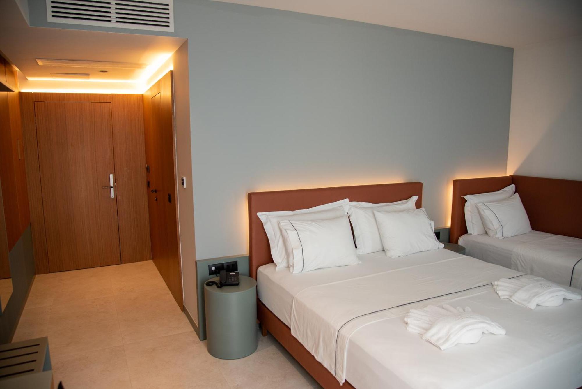 Superior Triple Room Sea View
