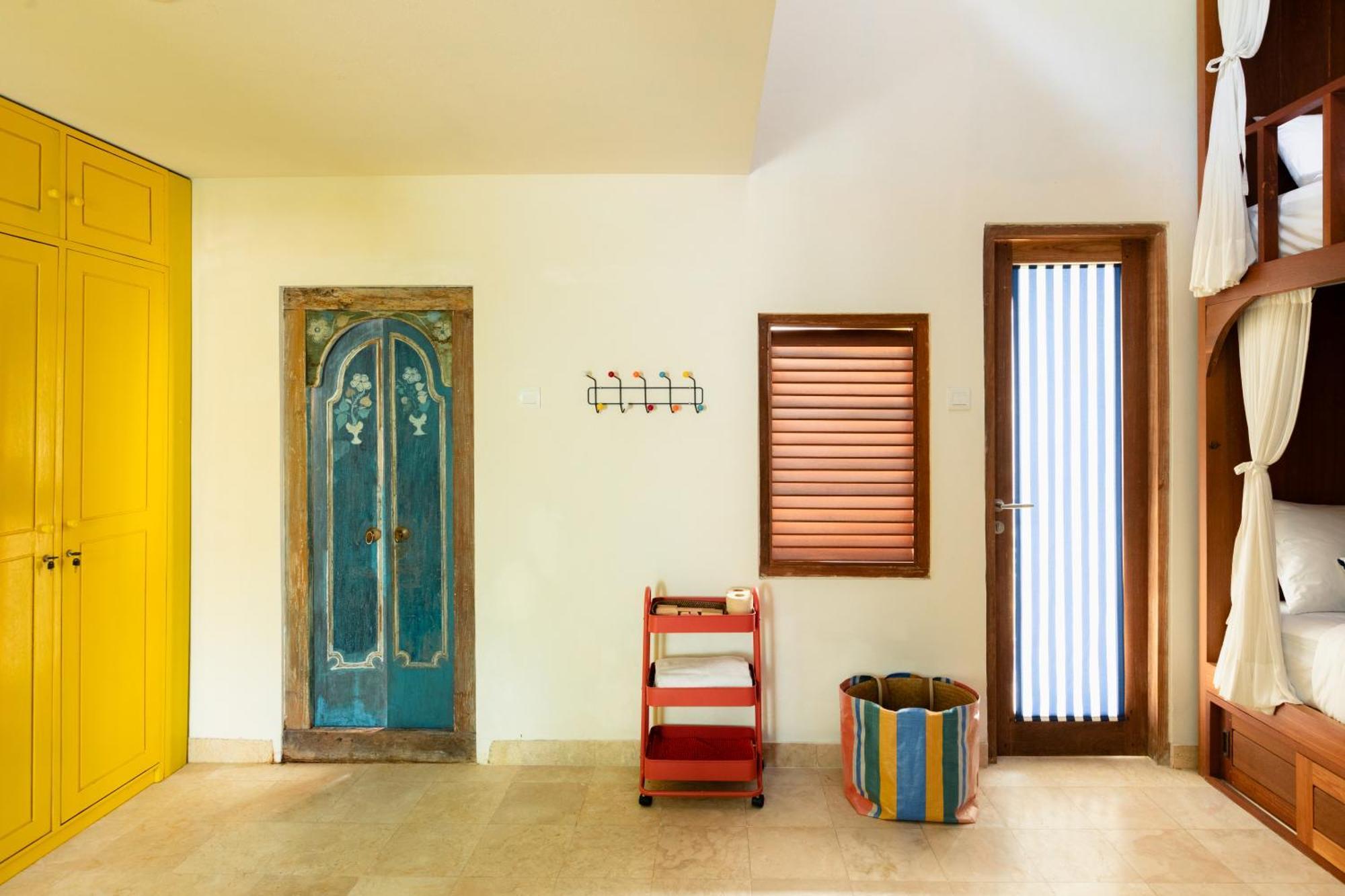 Quarto Família com Vista para a Piscina