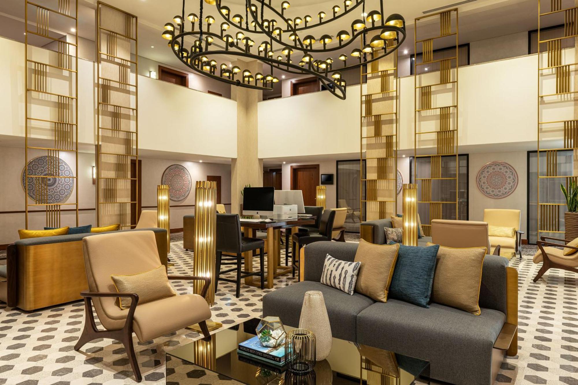 Le Meridien Club Room Garden View Executive Lounge Access