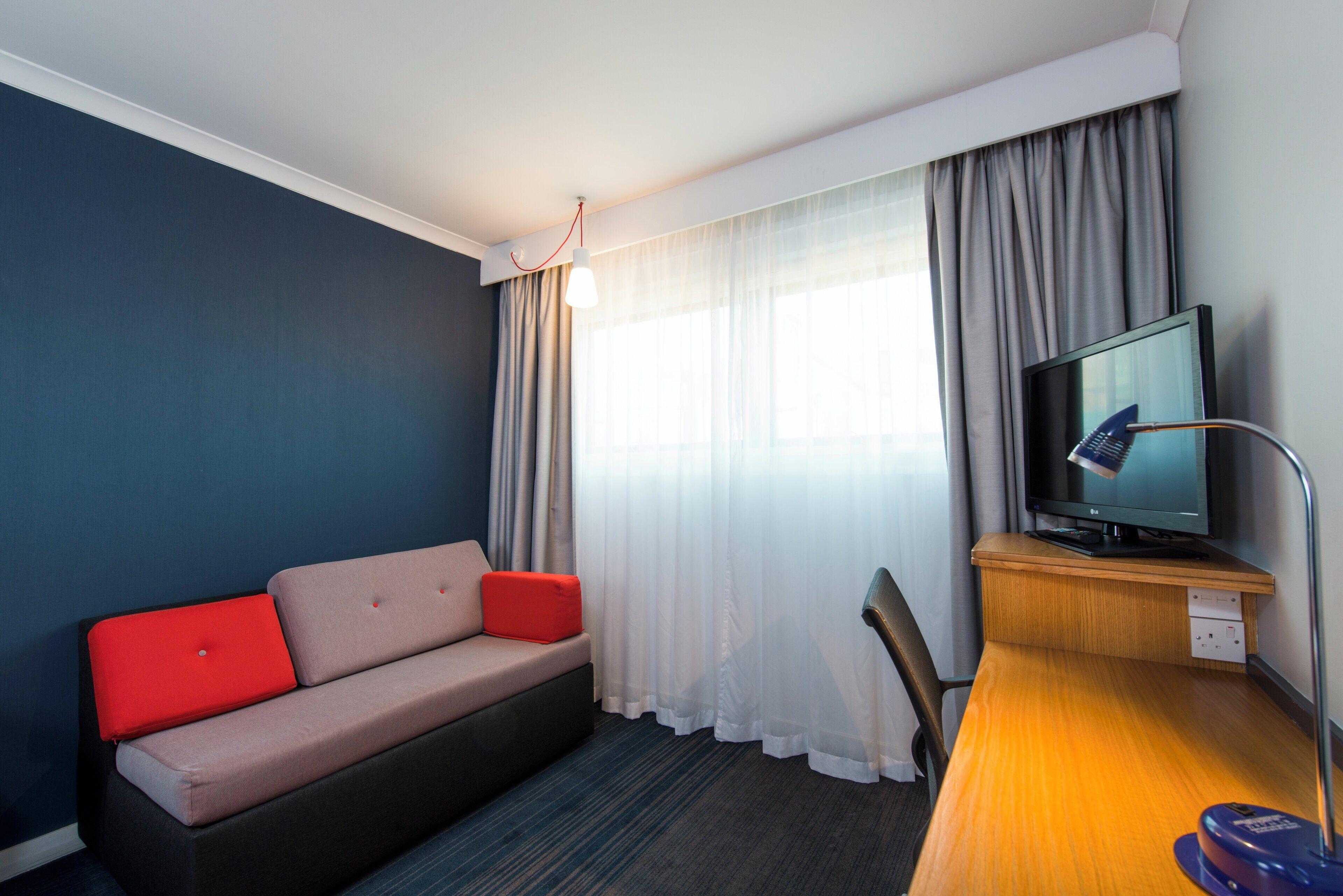 Standard Double Room Sofa Bed Hot
