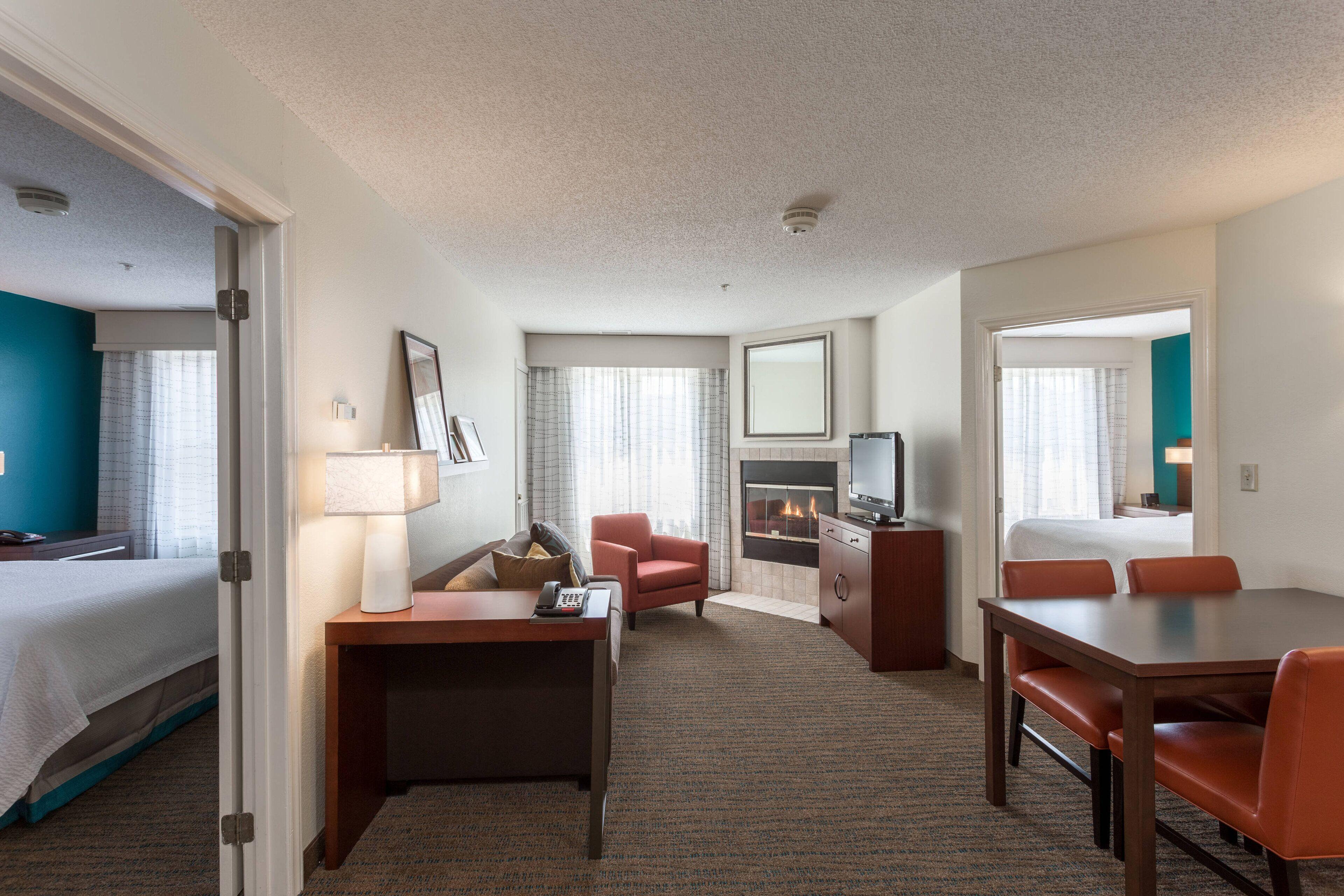 Two-Bedroom Queen Suite Sofa Bed