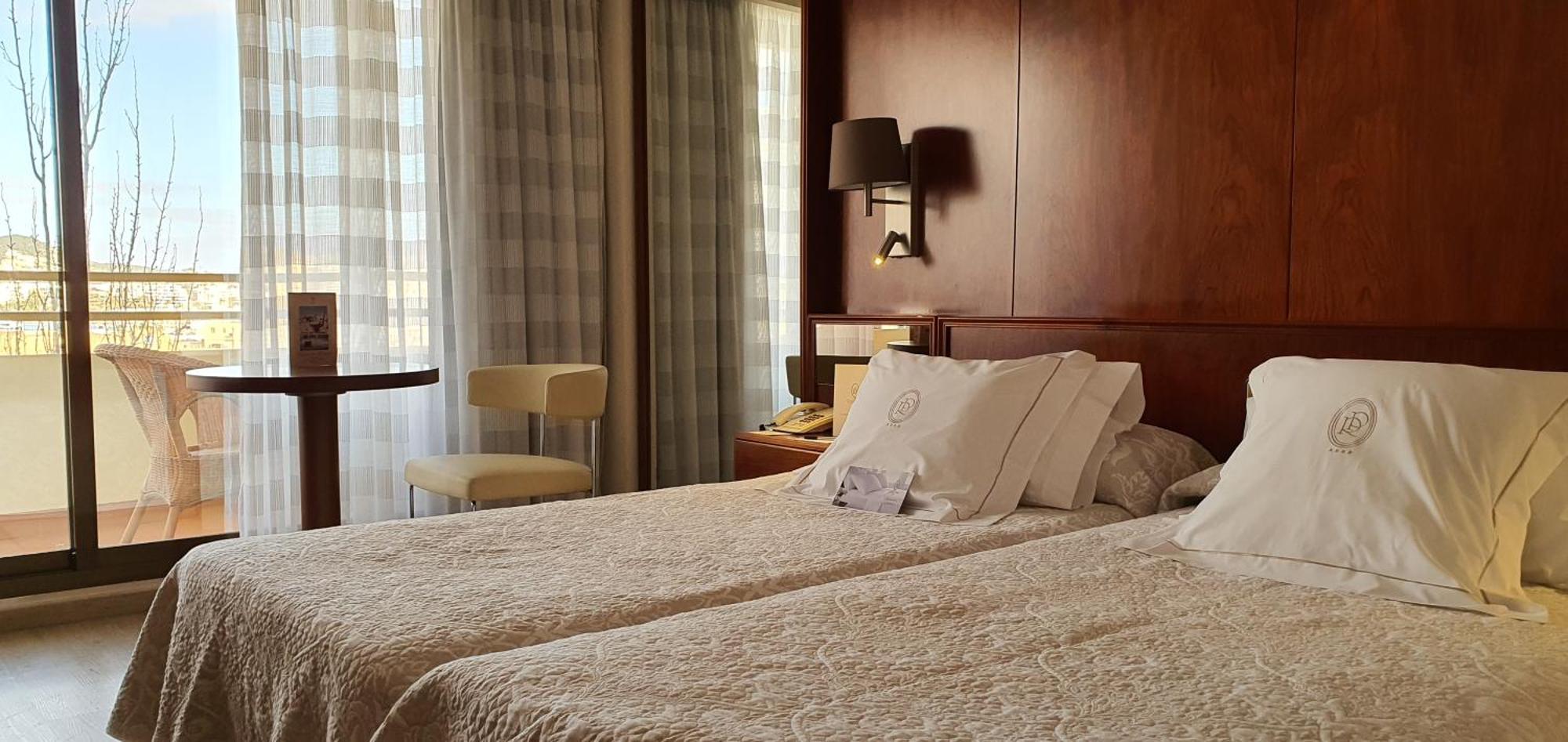 Double or Twin Room Terrace