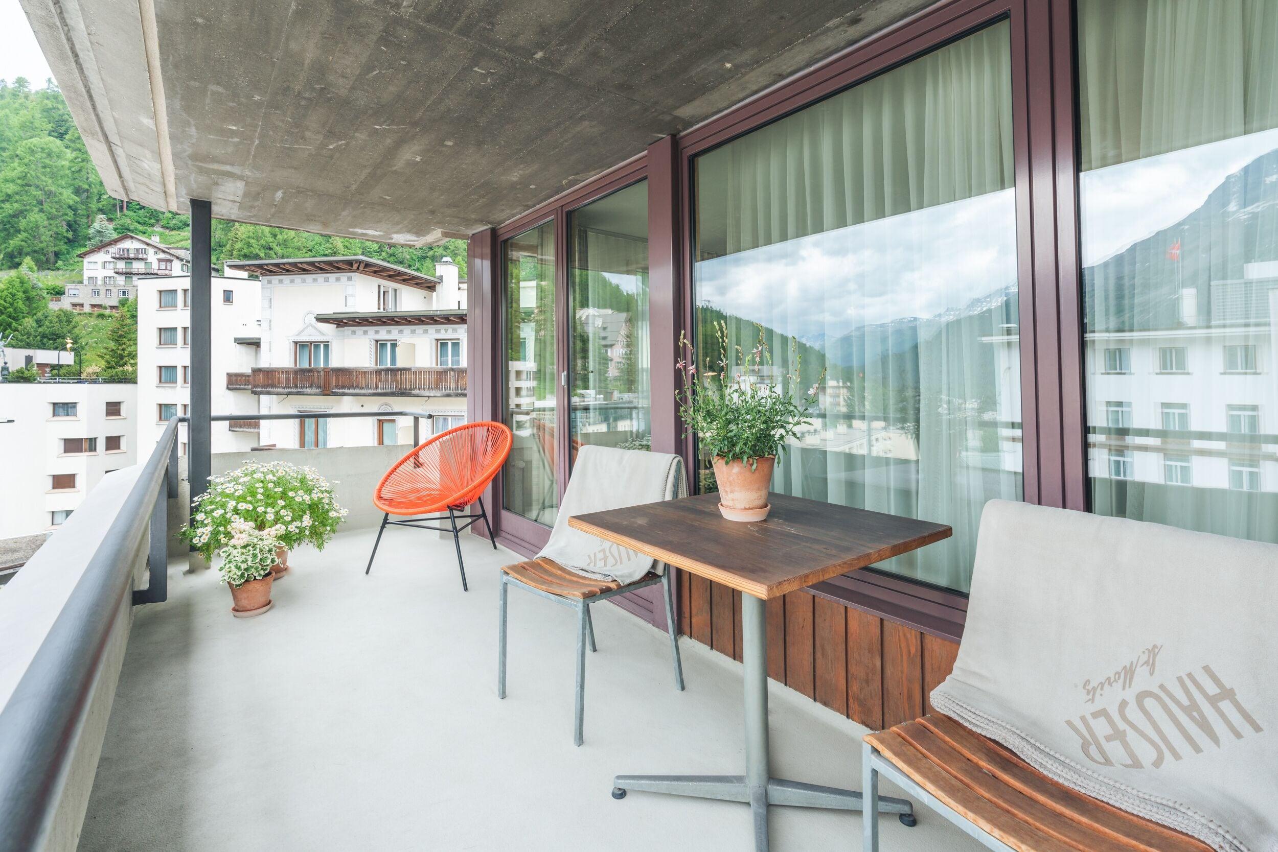 Large Room Balcony
