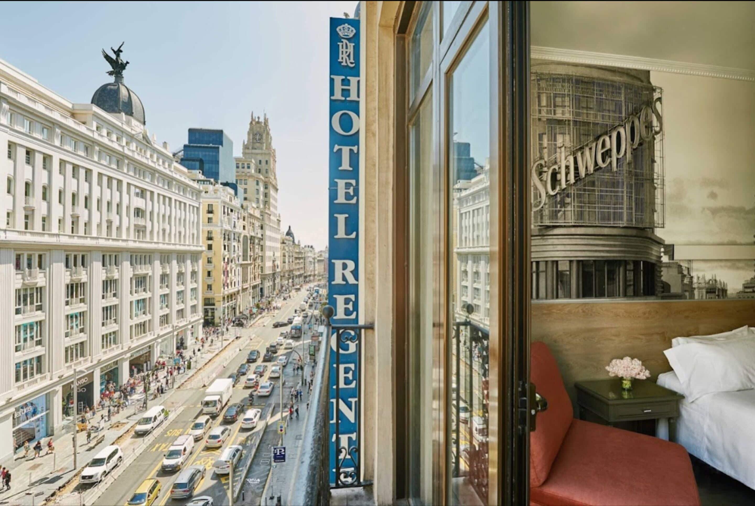 Chambre Triple - Vue sur Ville