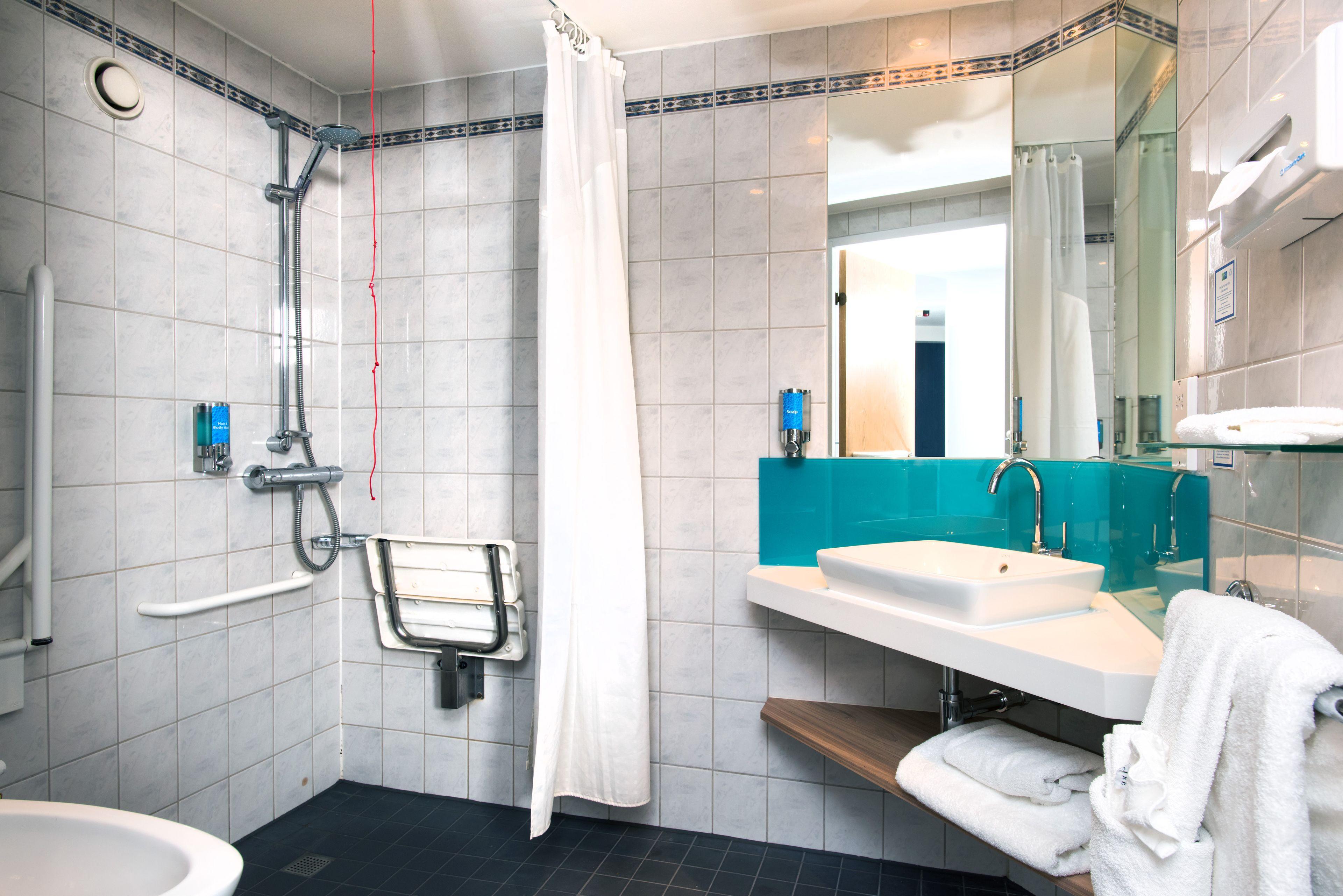 Double Room Hot Accessible