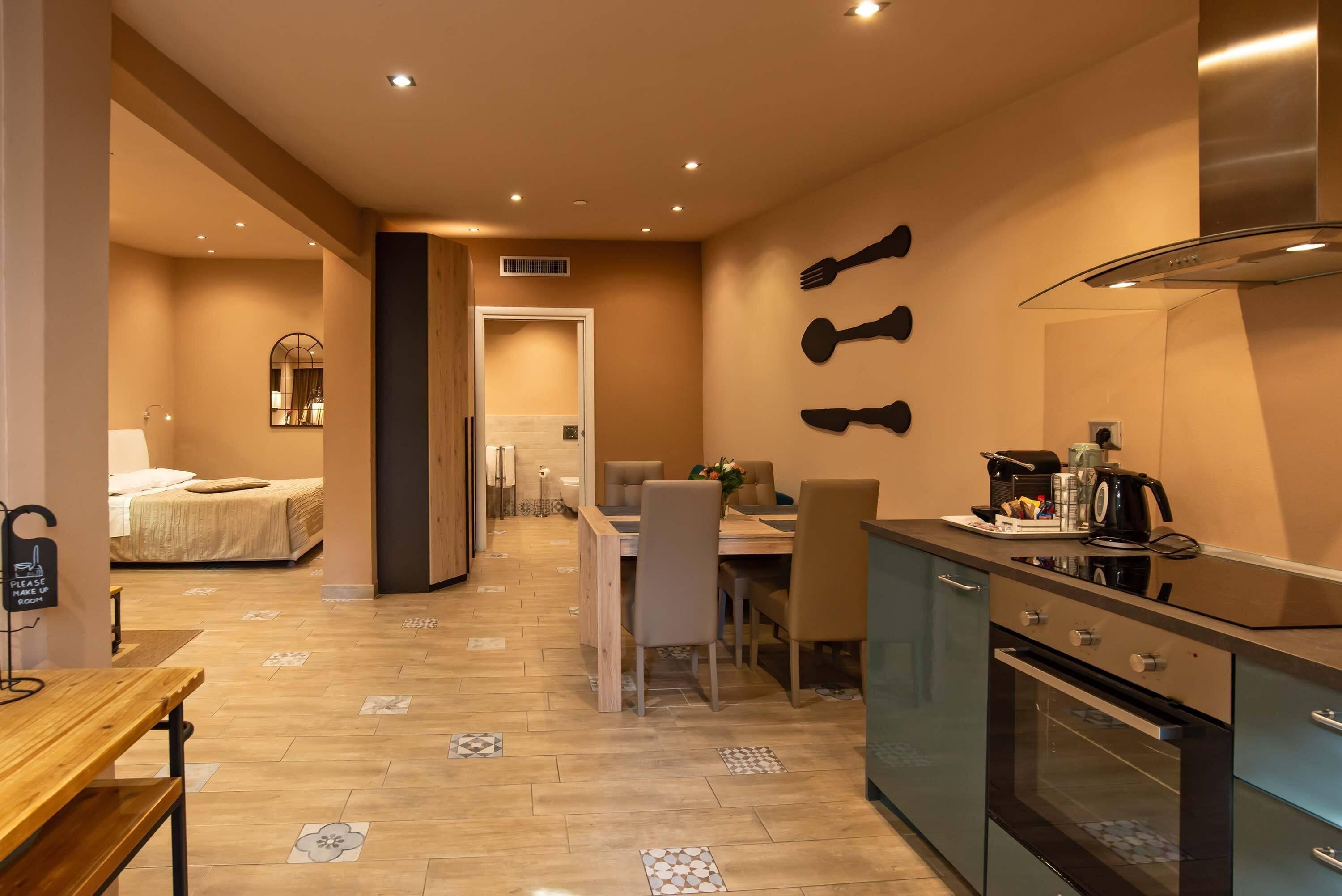 Deluxe Apartment