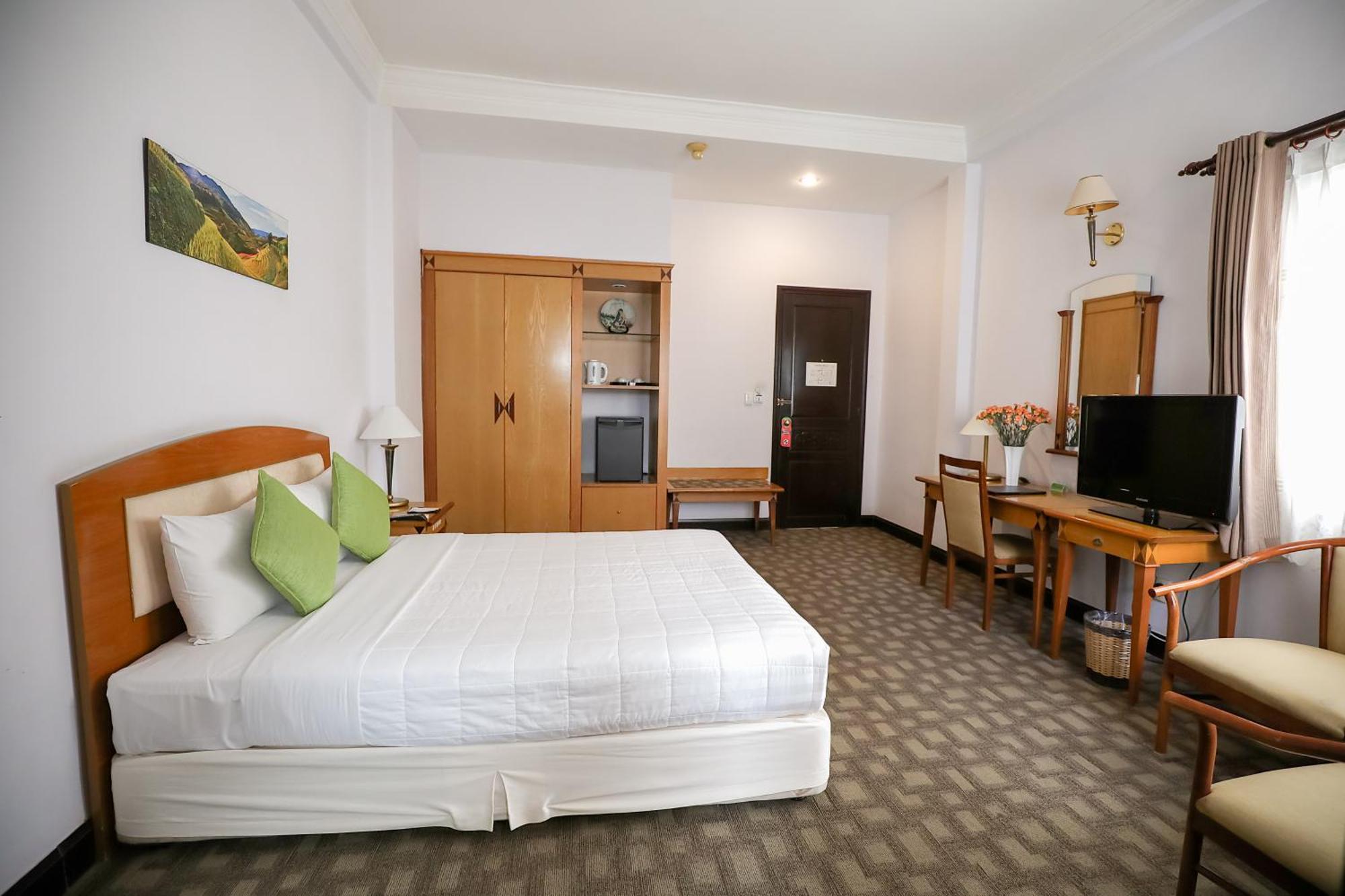 Deluxe Double or Twin Room