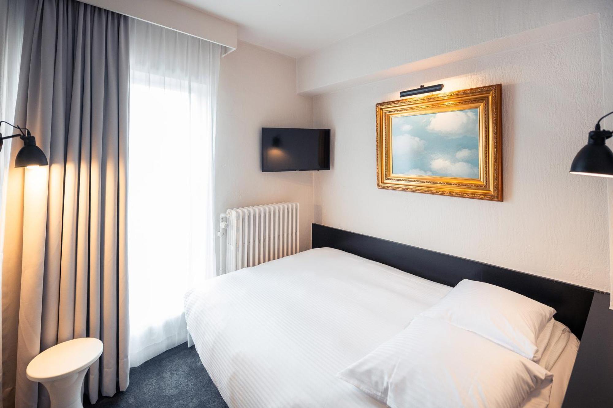 Small Double Room