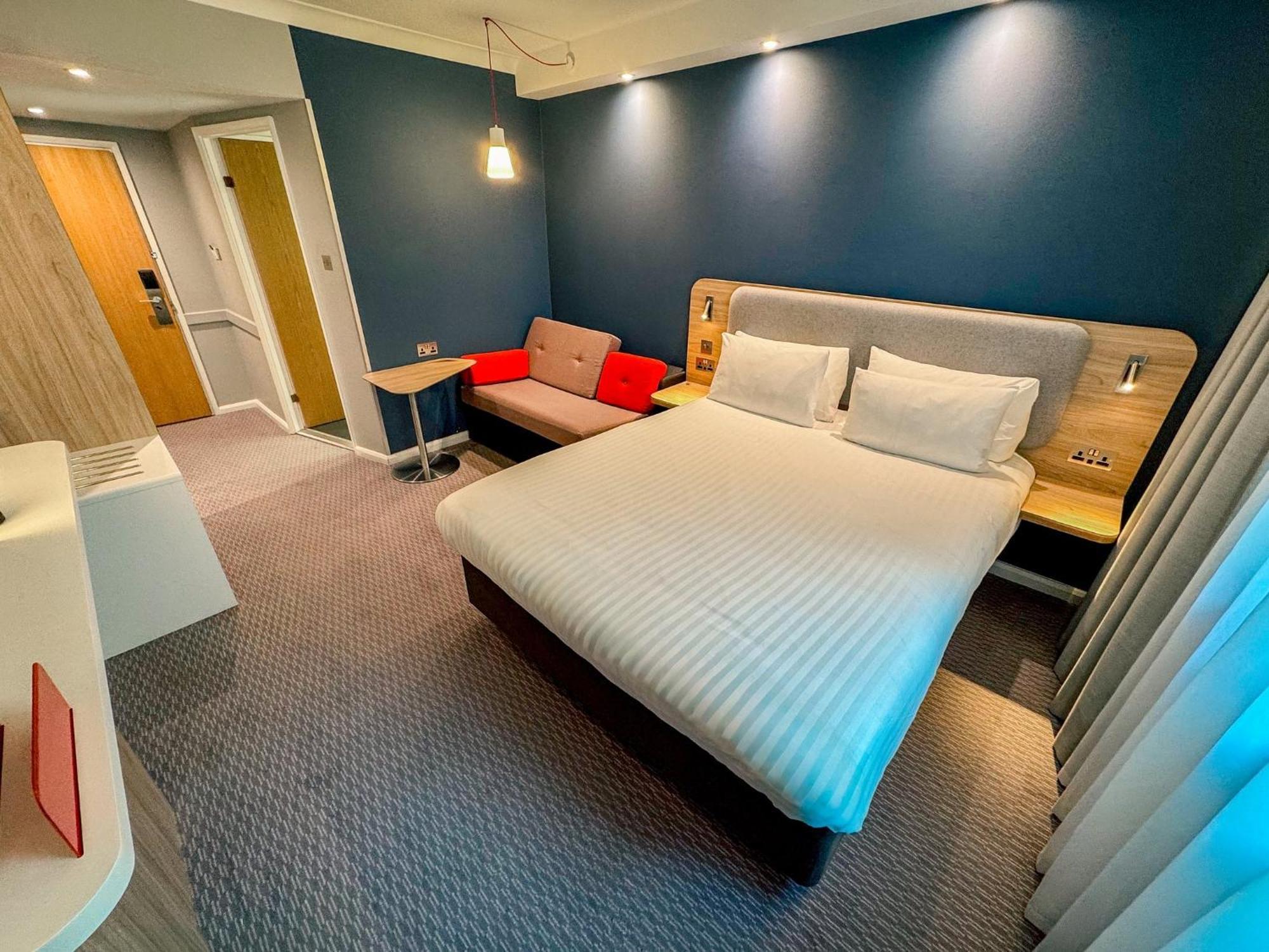 Standard Double Room Single Sofa Bed Hot
