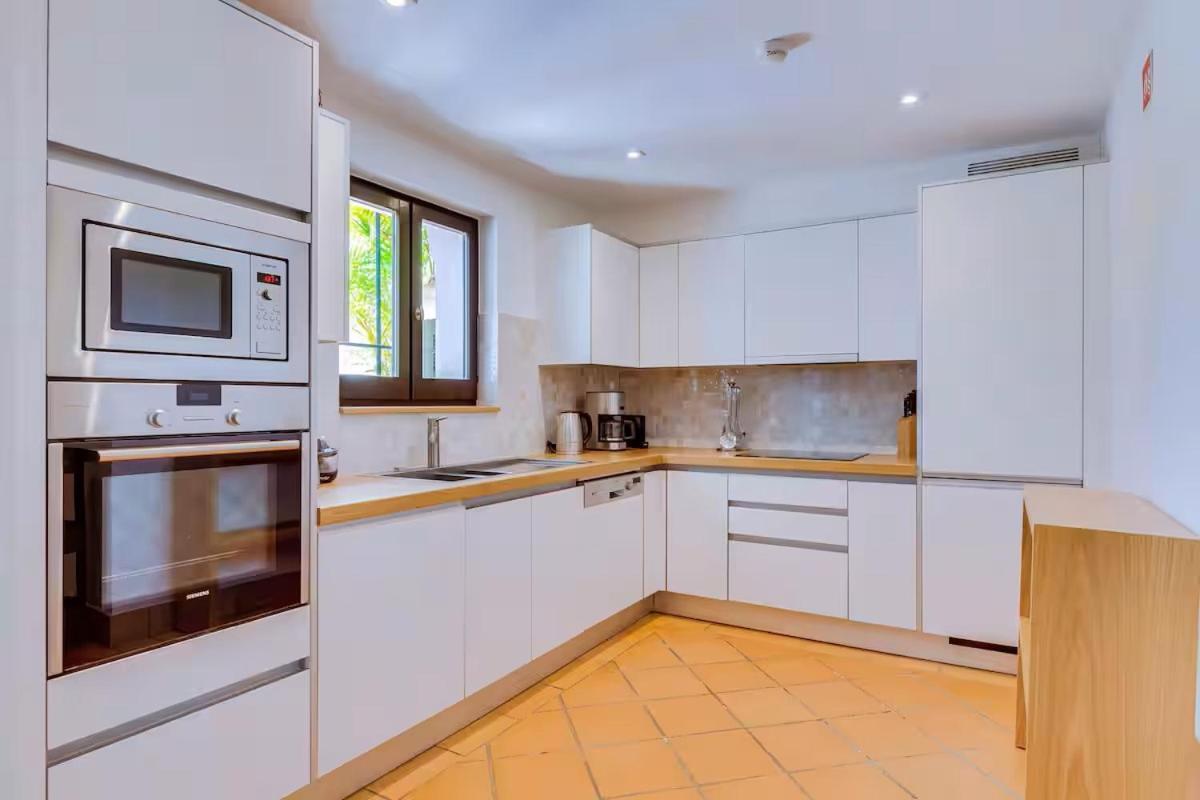 Deluxe Three-Bedroom Townhouse,1710588150:JPEG
