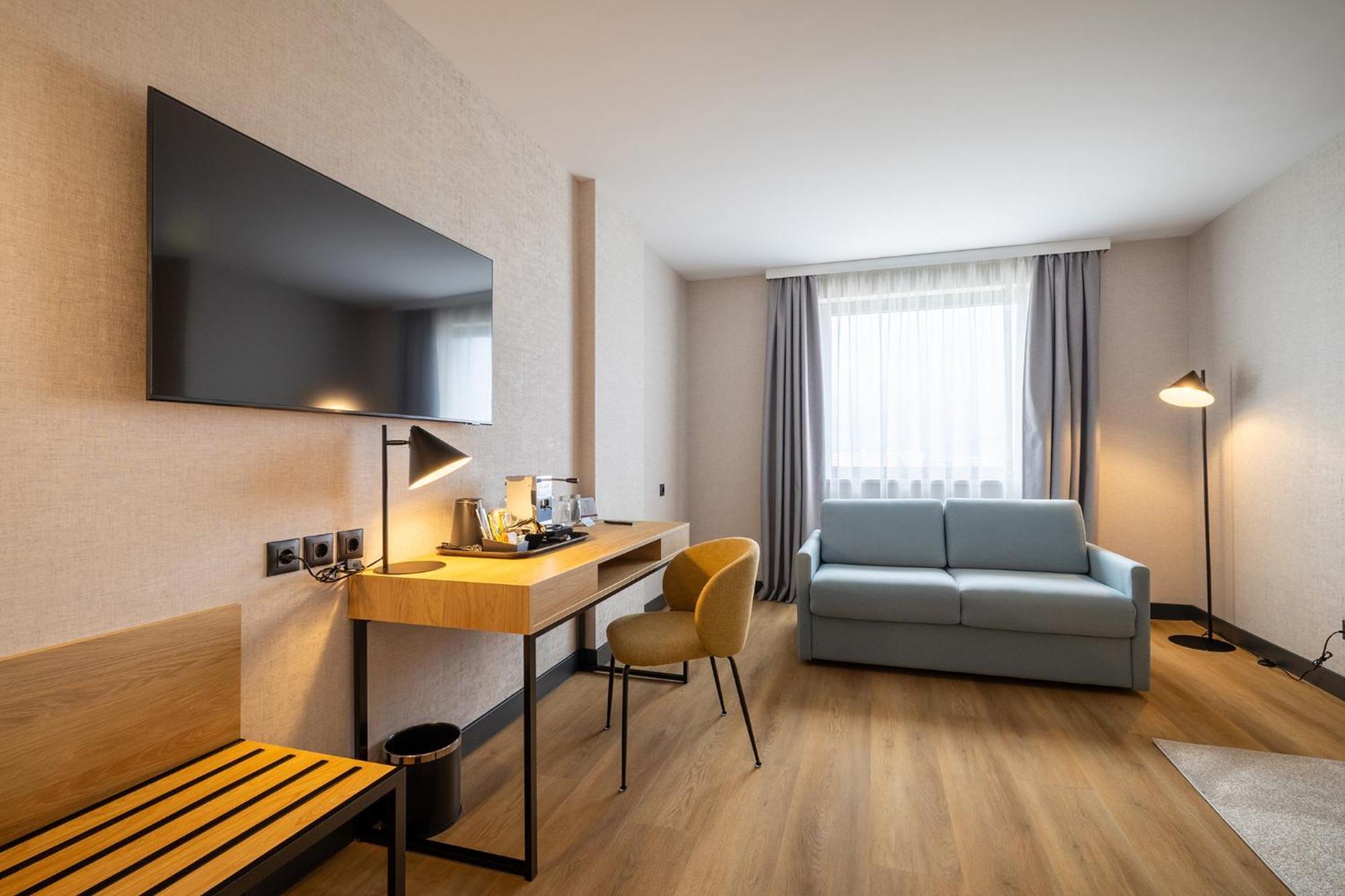 Premium Room