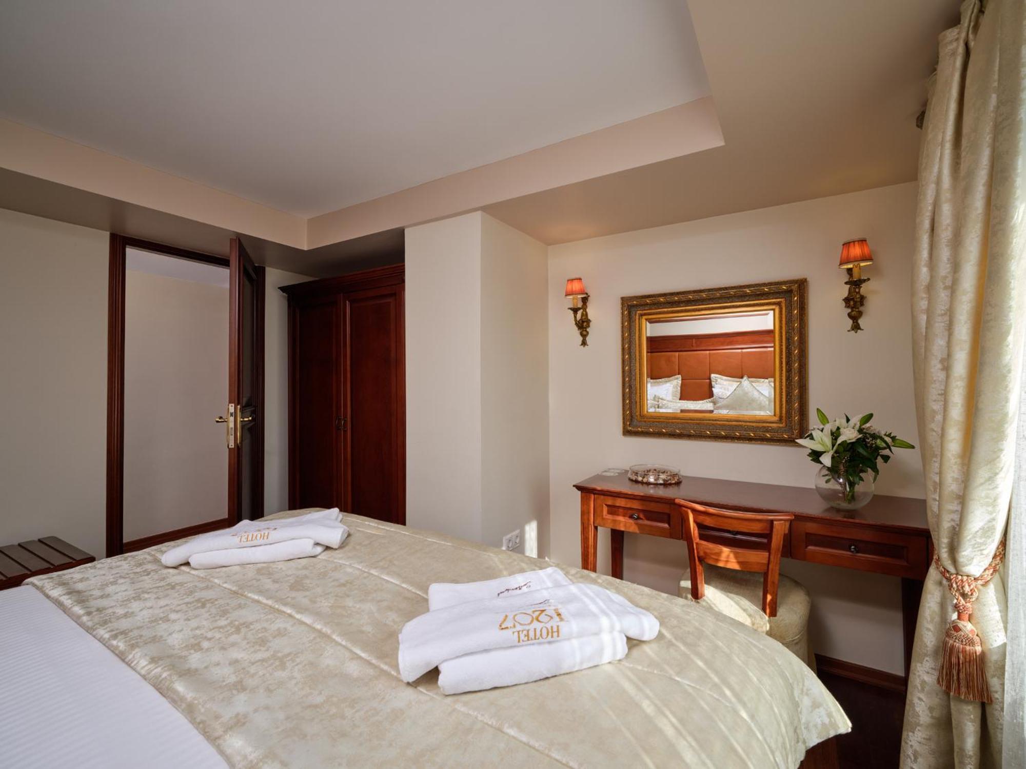 King Suite Blue Mosque Sea View