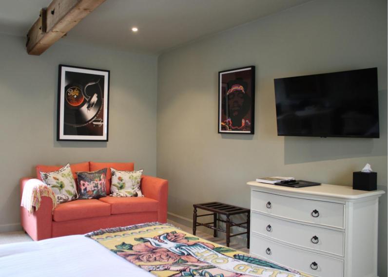 Deluxe King Room