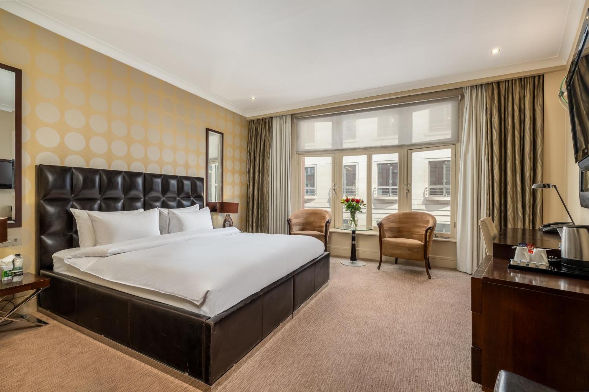 Superior King Room