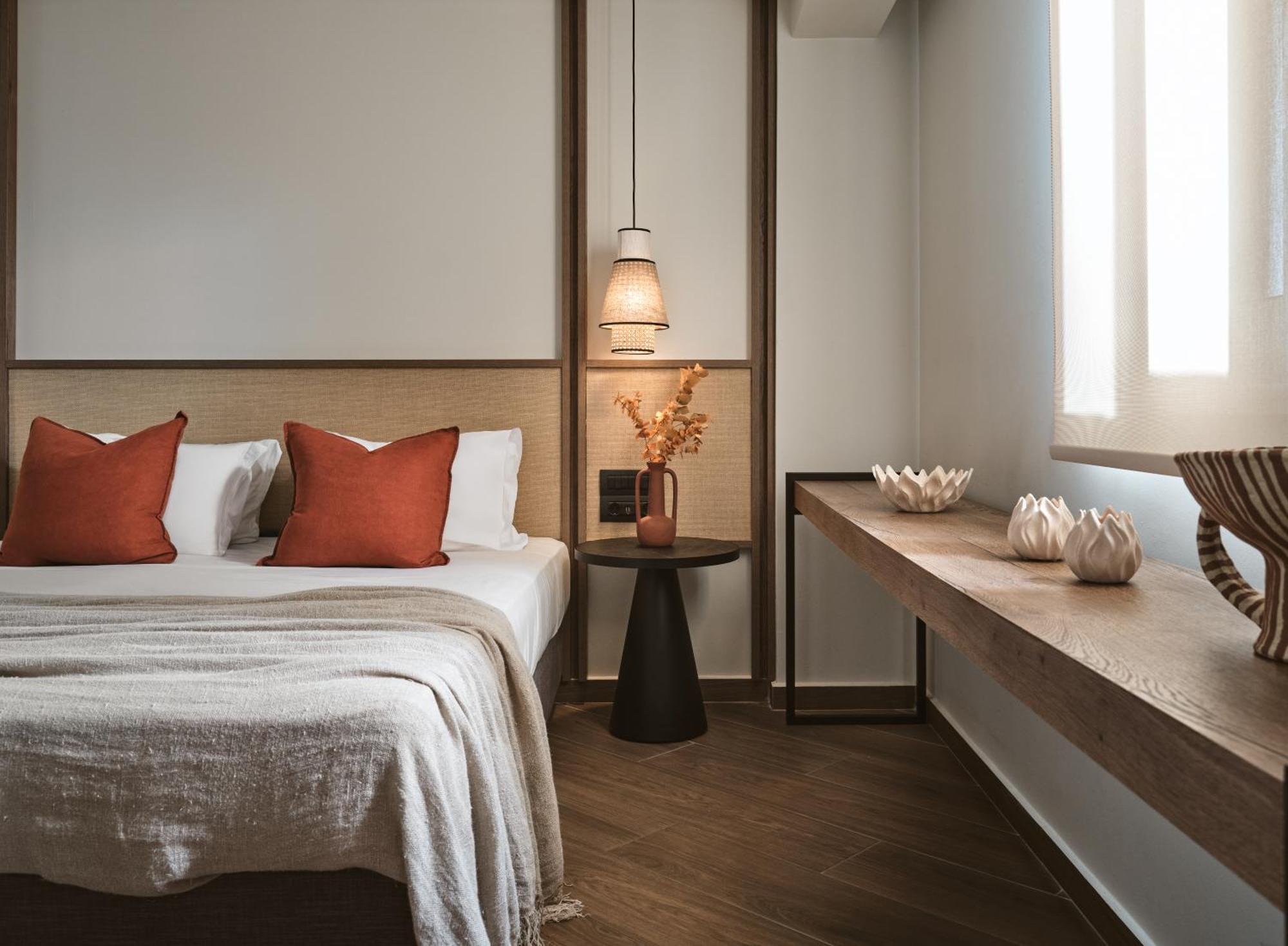 Deluxe King Suite