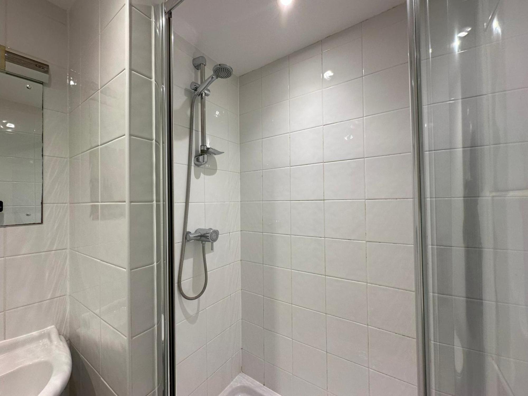 Standard Single Room,1710624714:JPEG