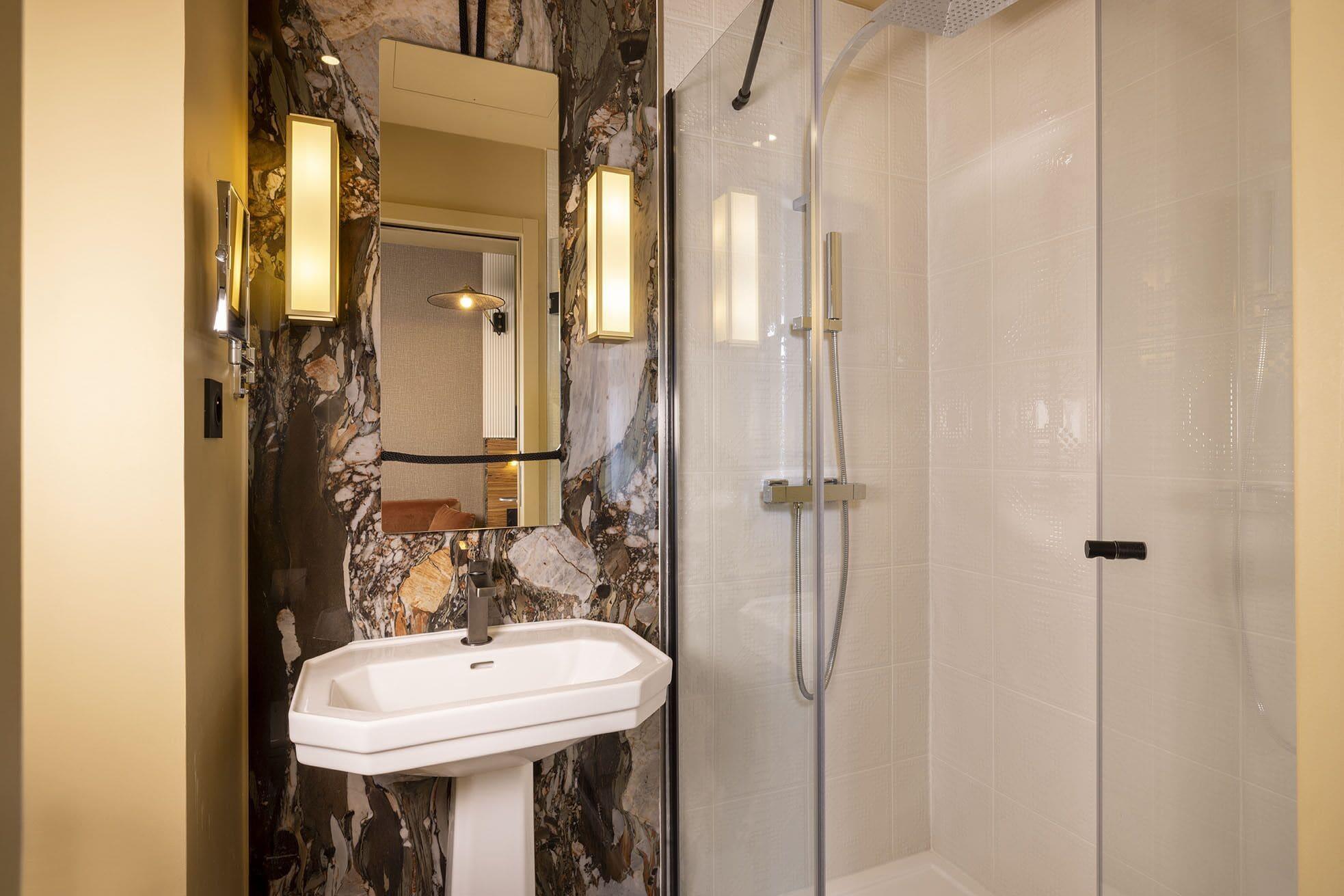 Privilege Room