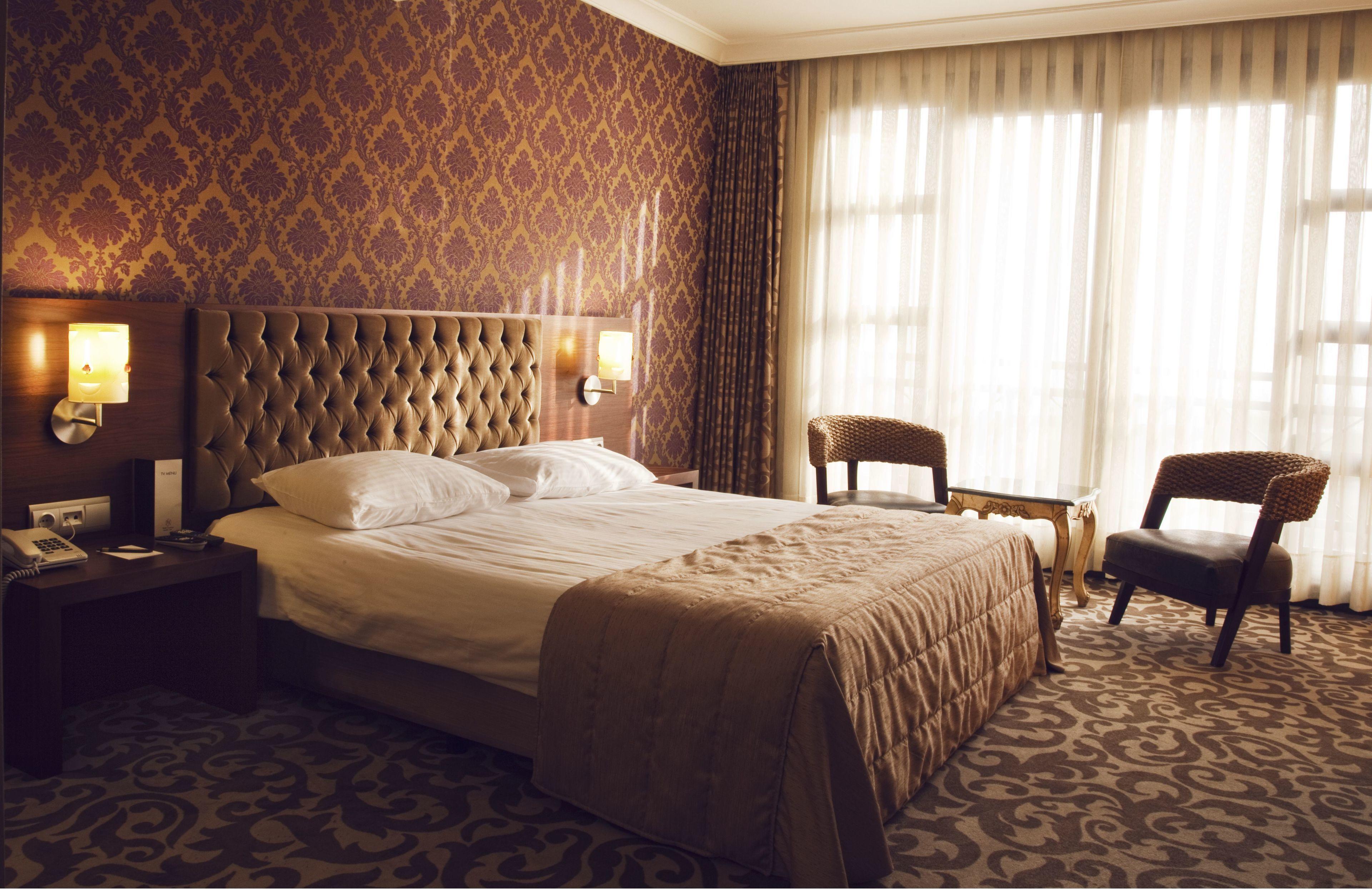 Deluxe Double or Twin Room City View