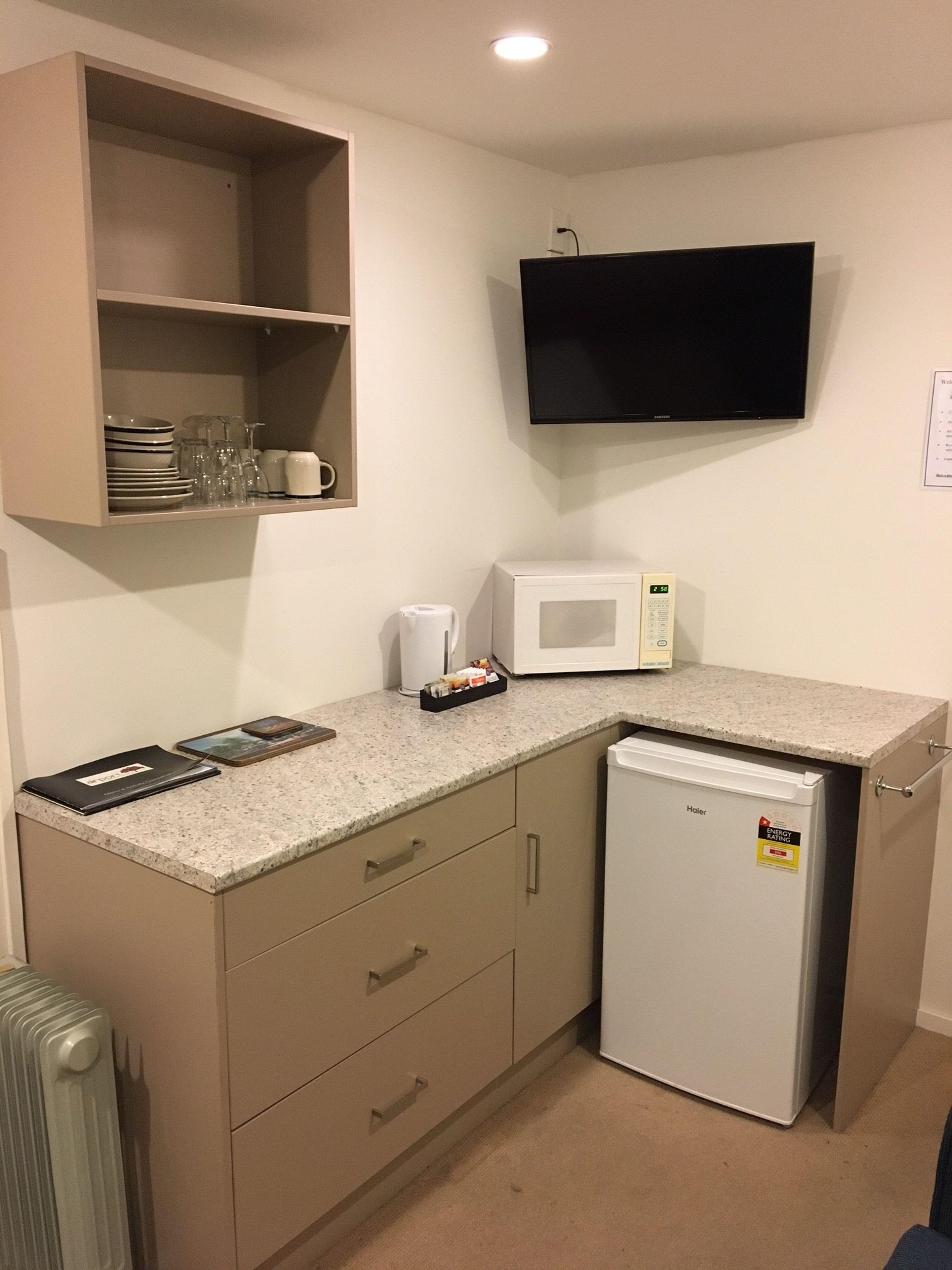 Small Studio No kitchen