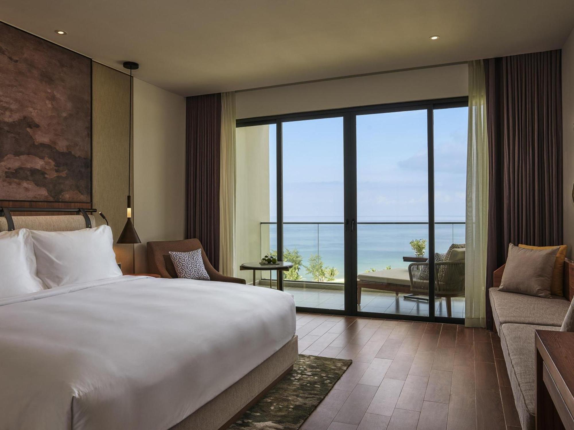 Superior King Room with Balcony and Sea View,1714130978:JPEG