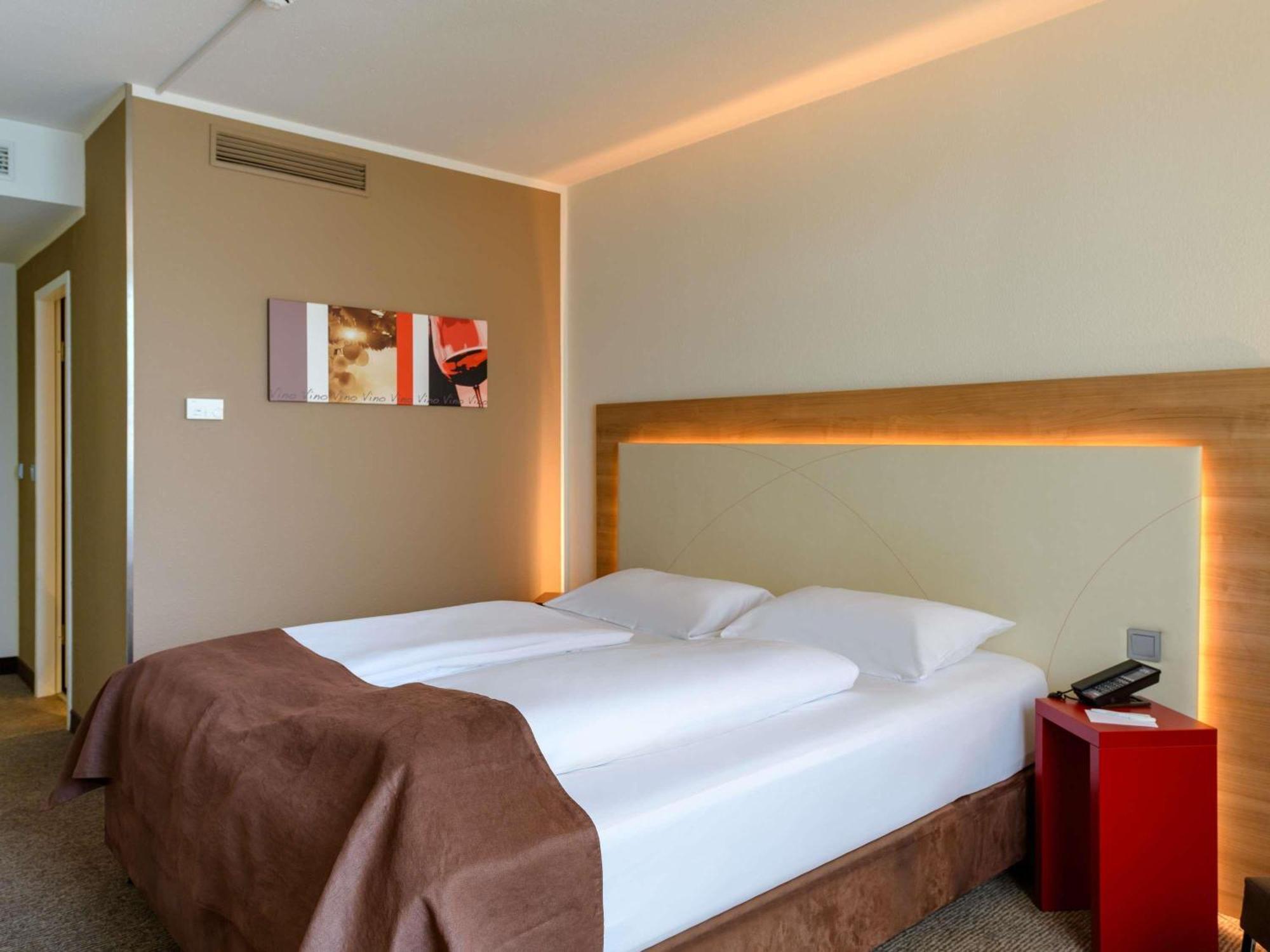 Camera Matrimoniale Standard con Letto King-Size
