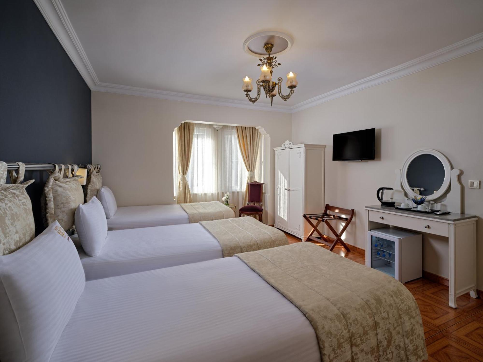 Triple Room City View