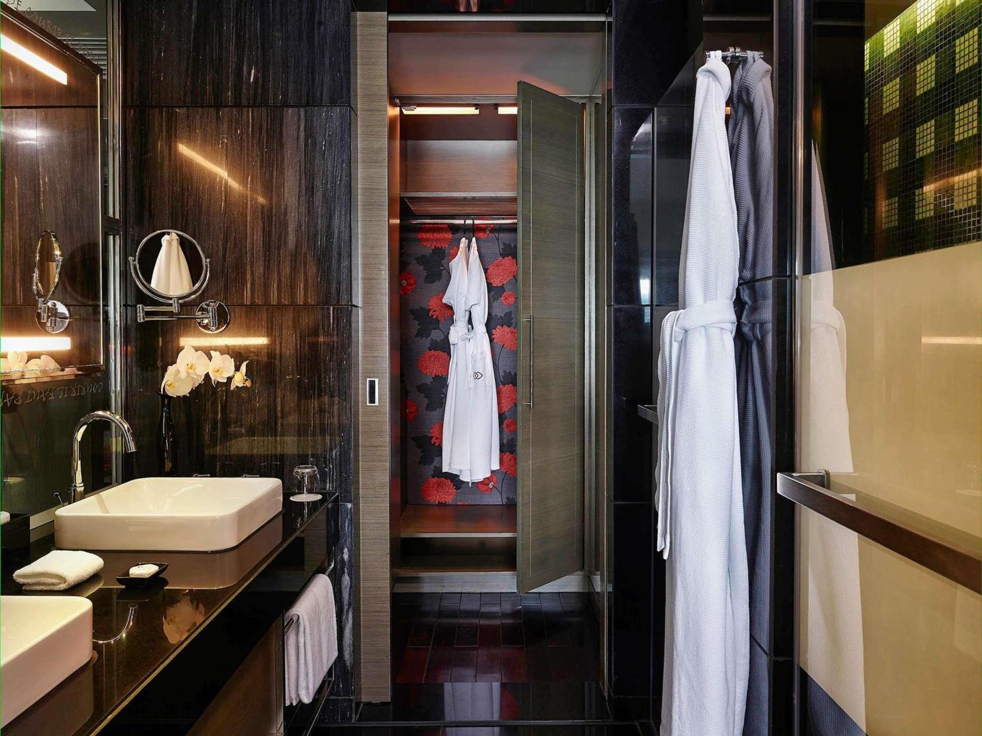 Luxury Club Room Club Millésime Access City View,1716998072:JPEG