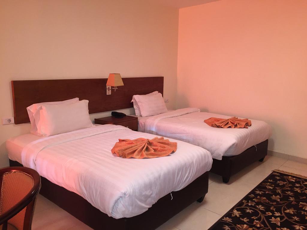Zweibettzimmer