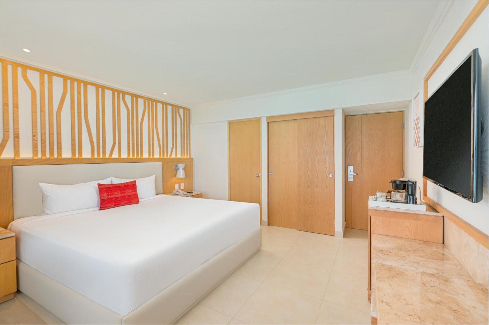 Deluxe Room Ocean View